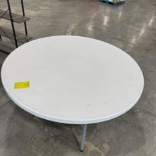 Round Breakroom Table