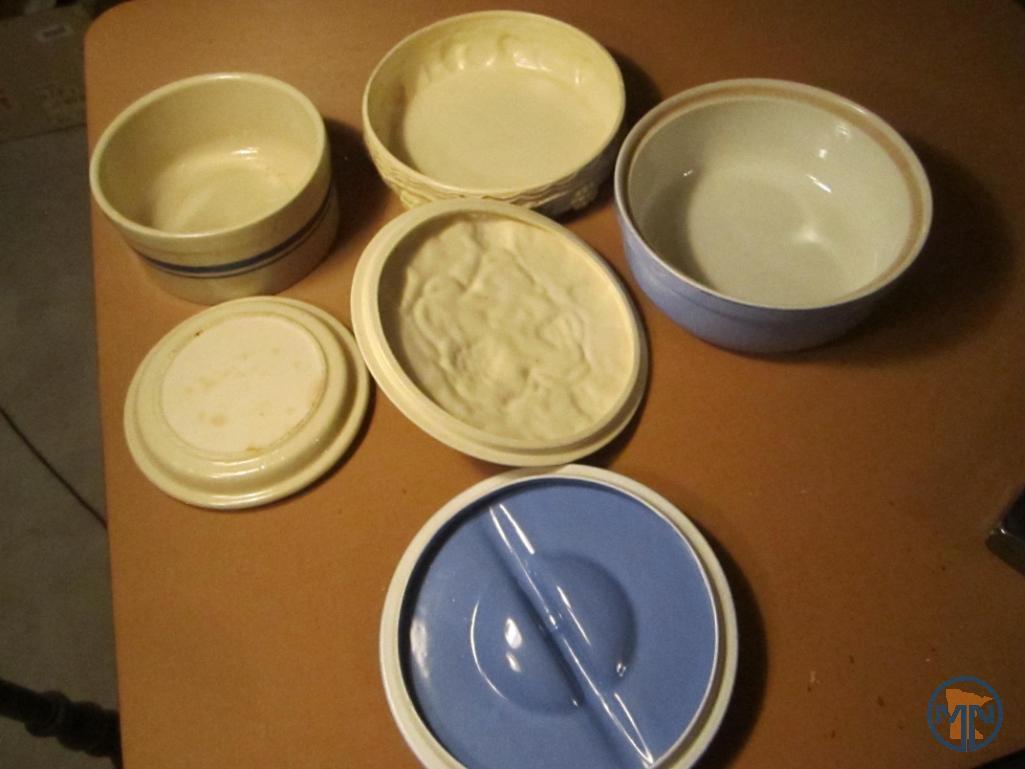 Serving dishes and creamer