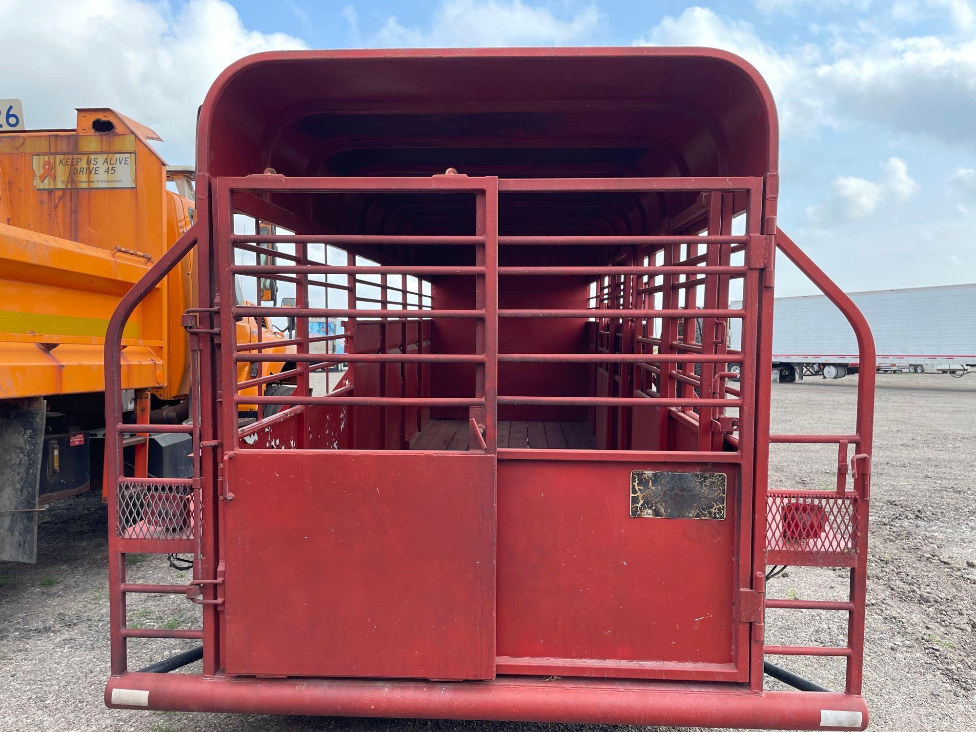 2000 Reye Gooseneck Livestock Trailer
