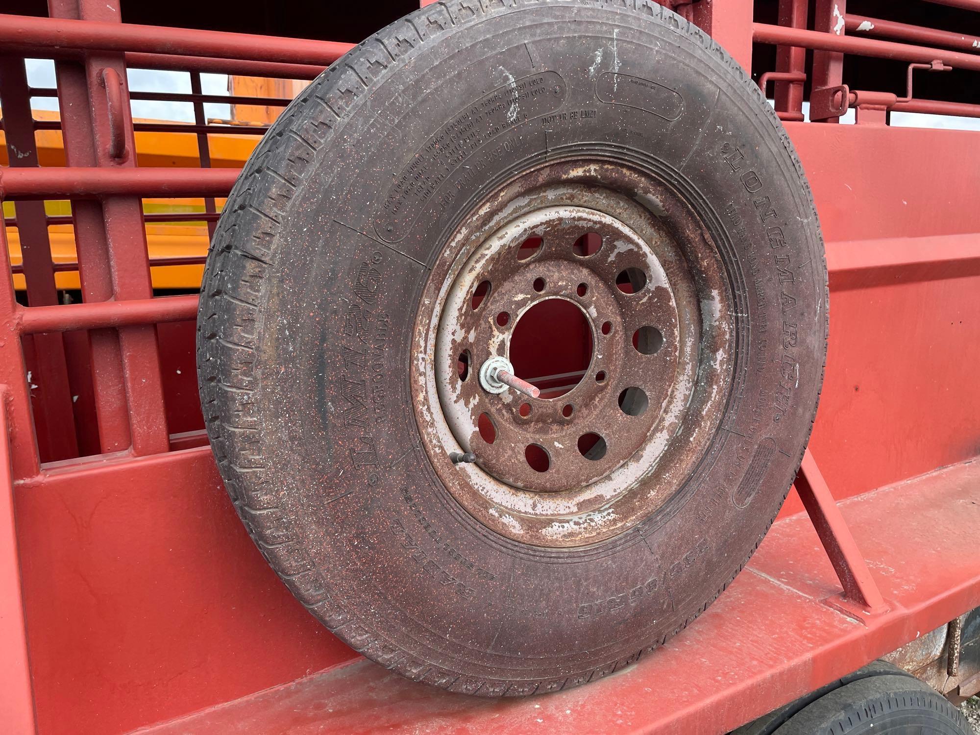 2000 Reye Gooseneck Livestock Trailer
