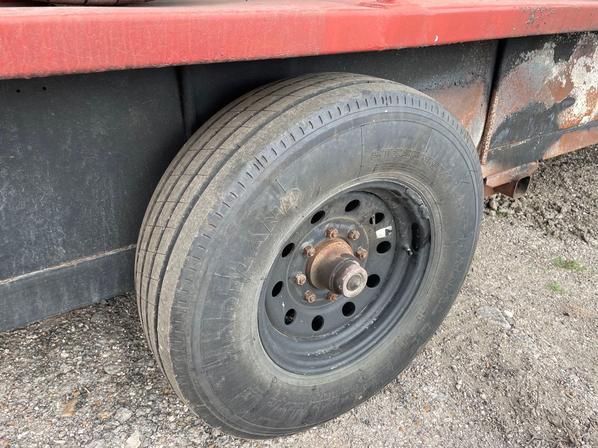 2000 Reye Gooseneck Livestock Trailer