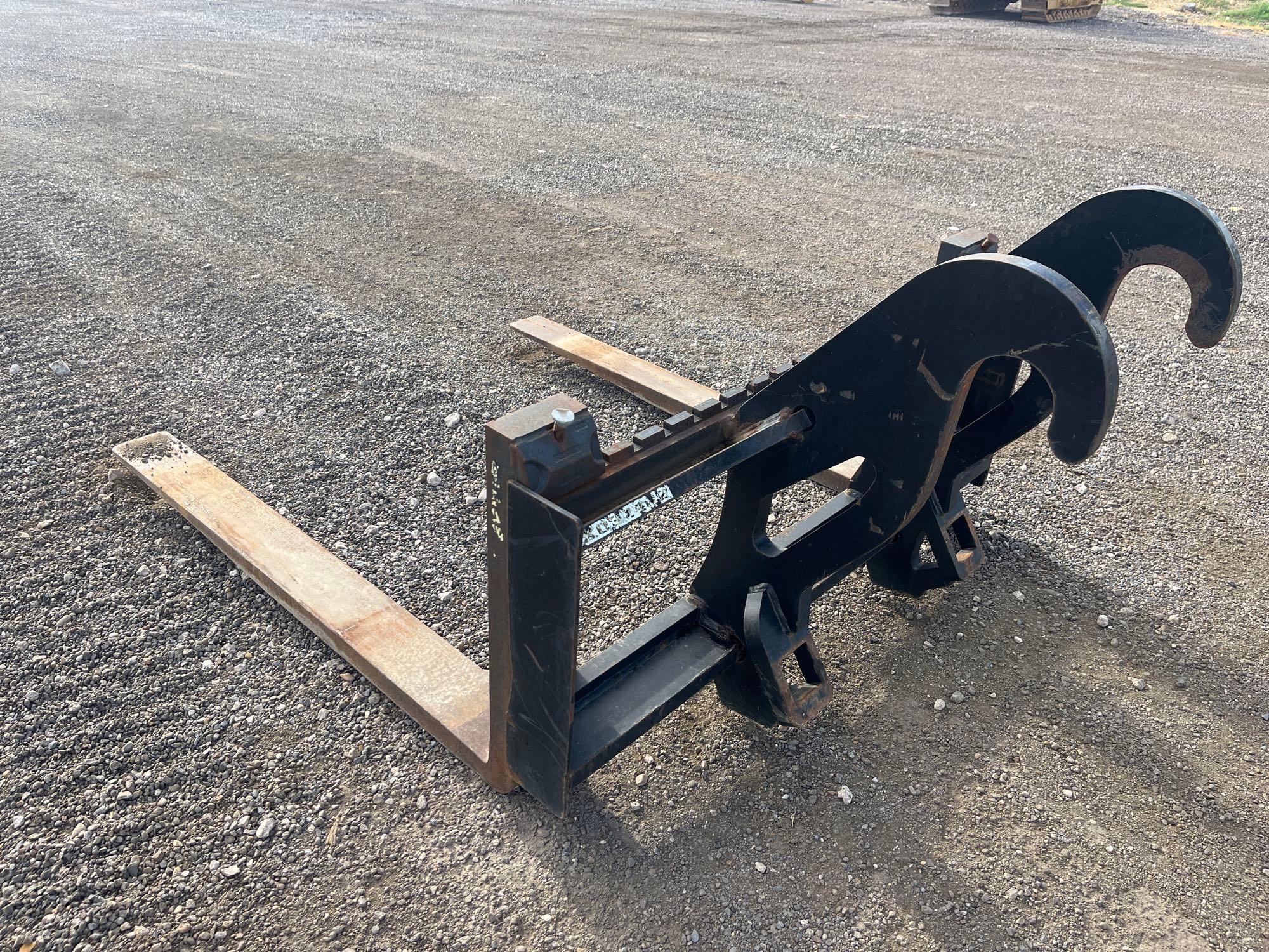 Caterpillar Wheel Loader Forks