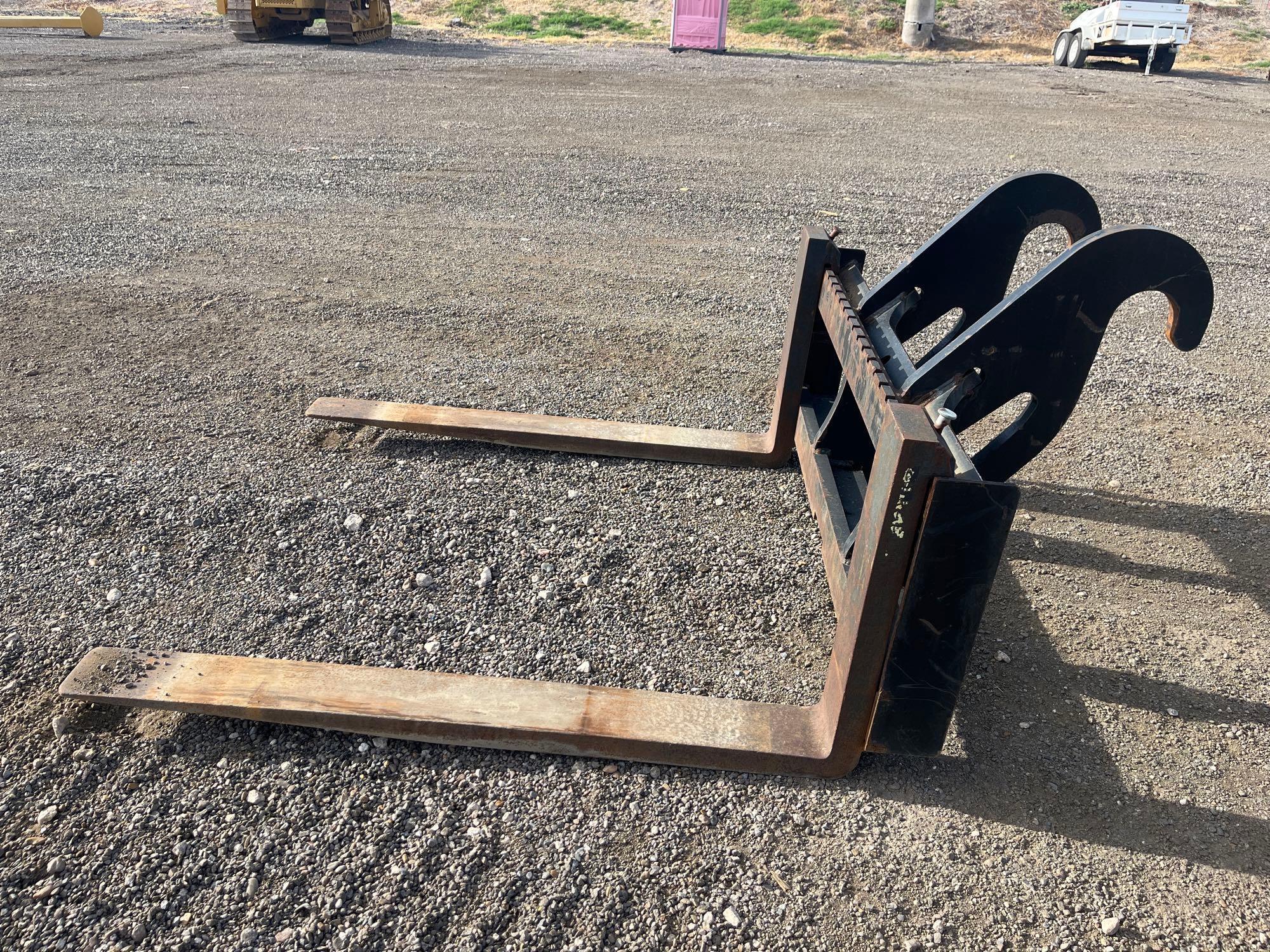 Caterpillar Wheel Loader Forks