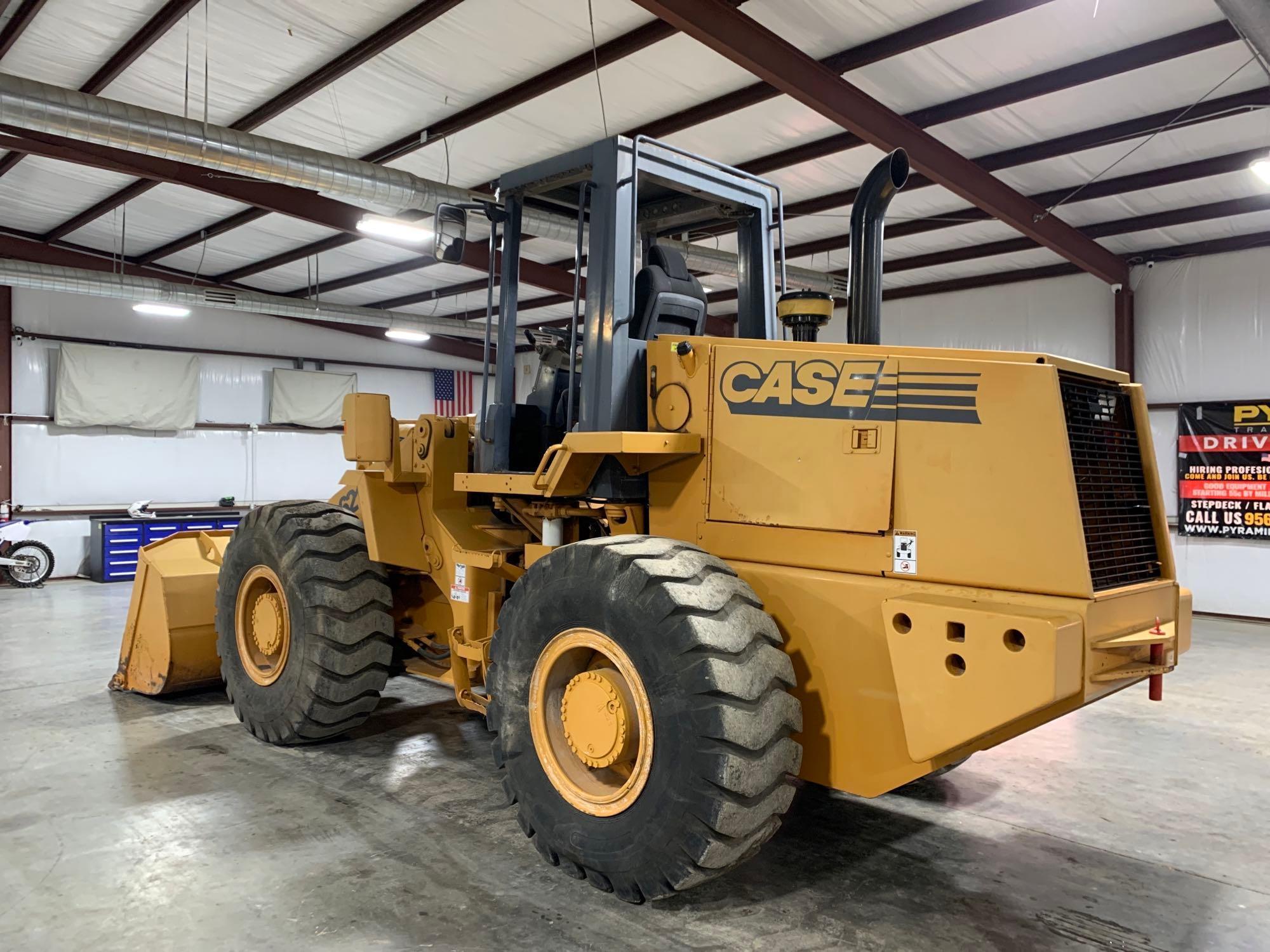 1998 Case 621B Wheel Loader