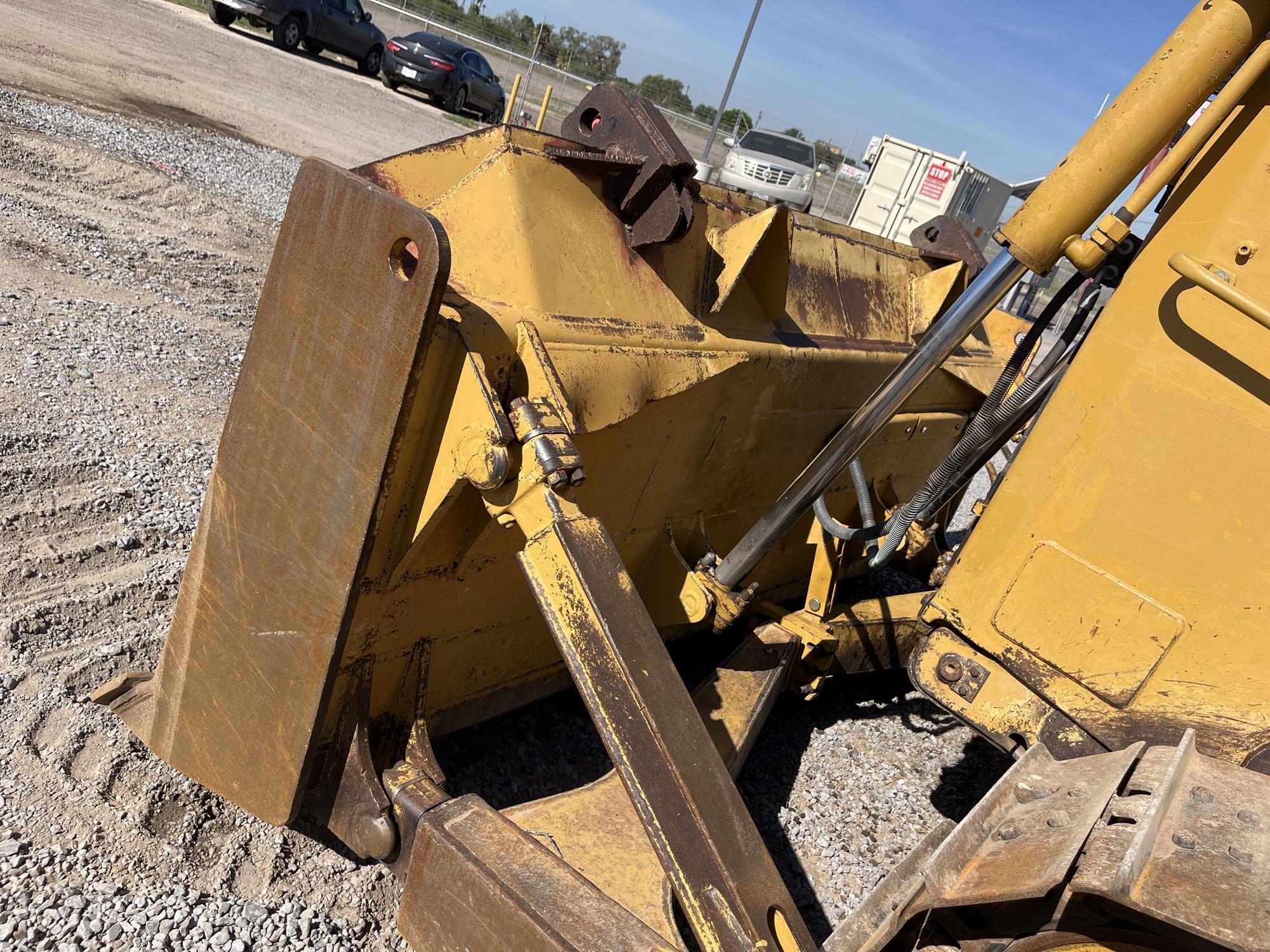 2006 Caterpillar D6R Series III Crawler Dozer