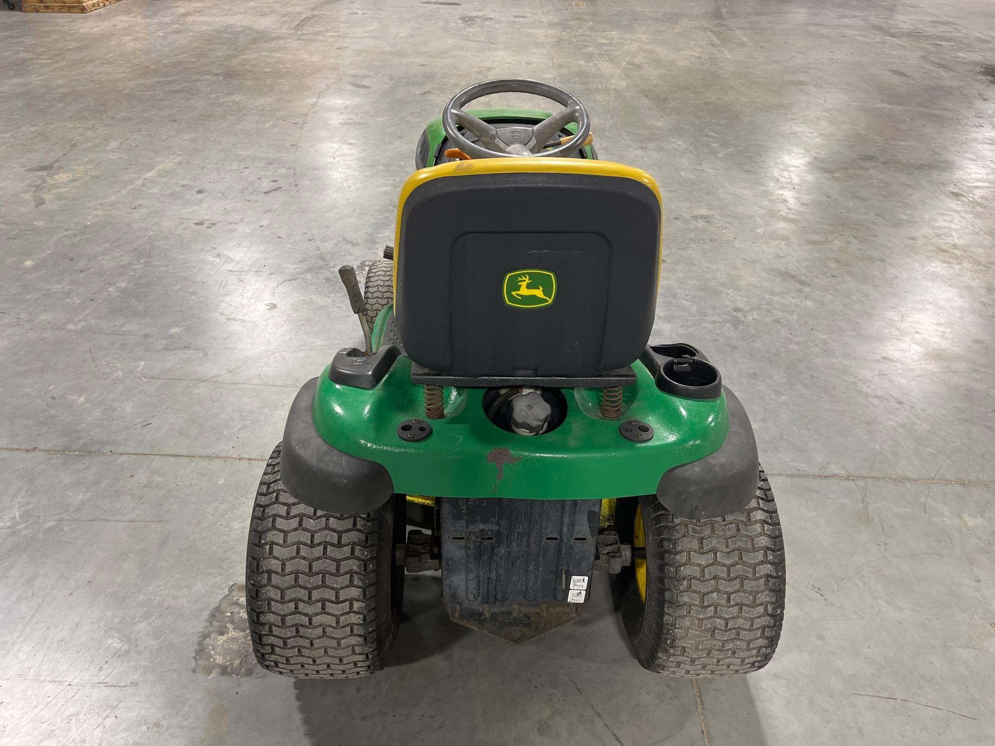 John Deere D130 42 In Riding Lawn Mower Tractor