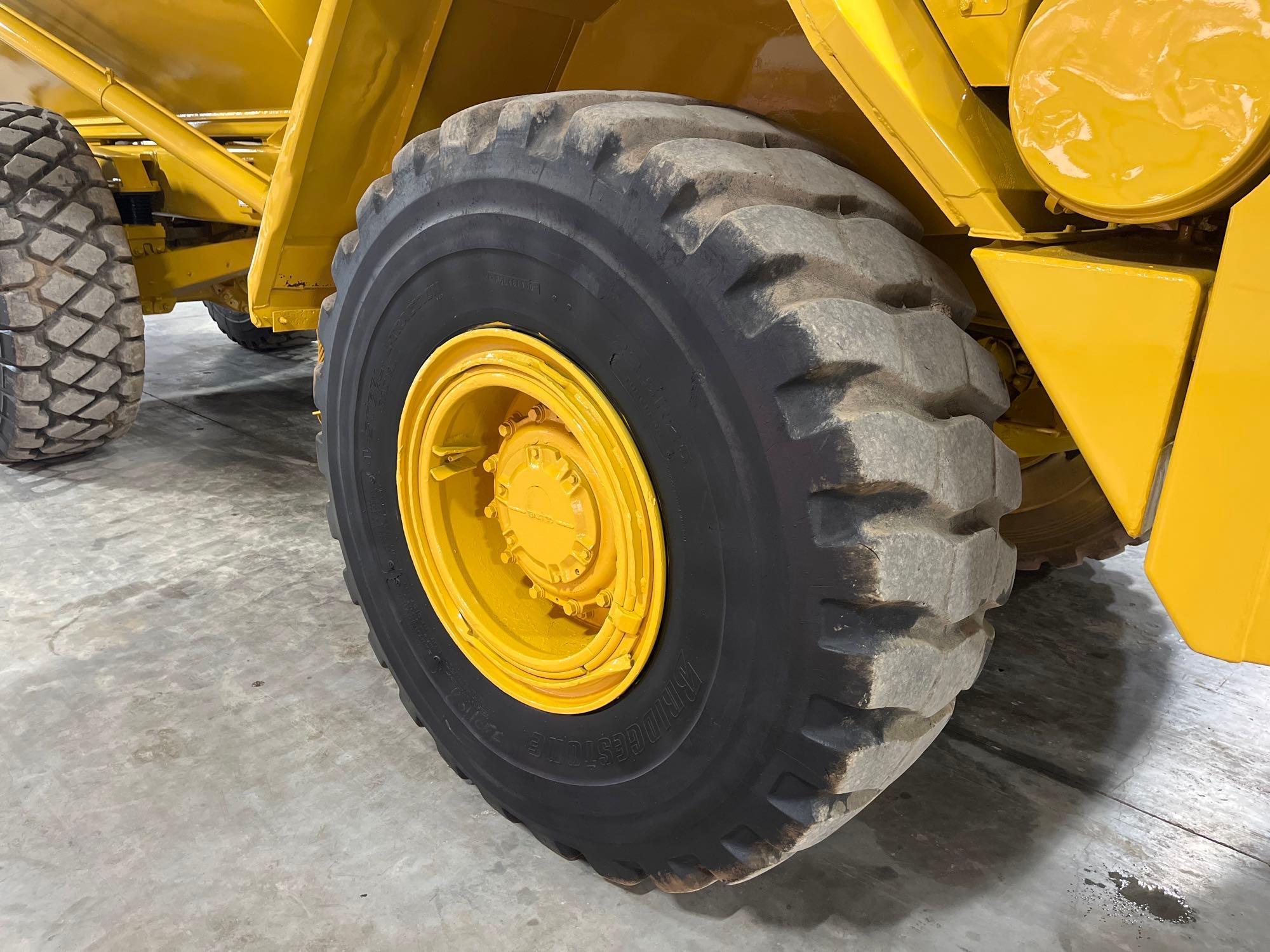 1995 Caterpillar D250E Articulating Dump Truck