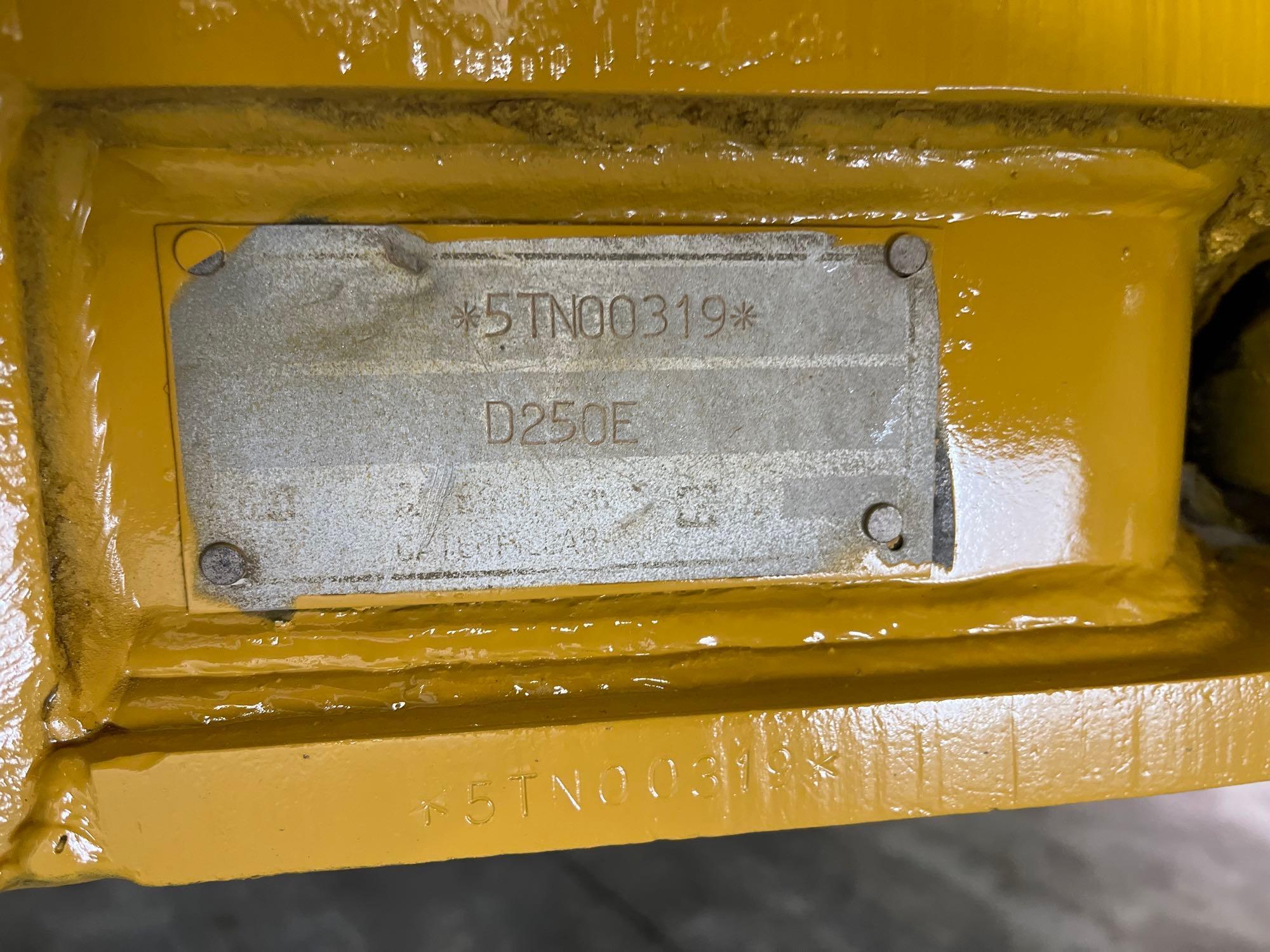 1995 Caterpillar D250E Articulating Dump Truck