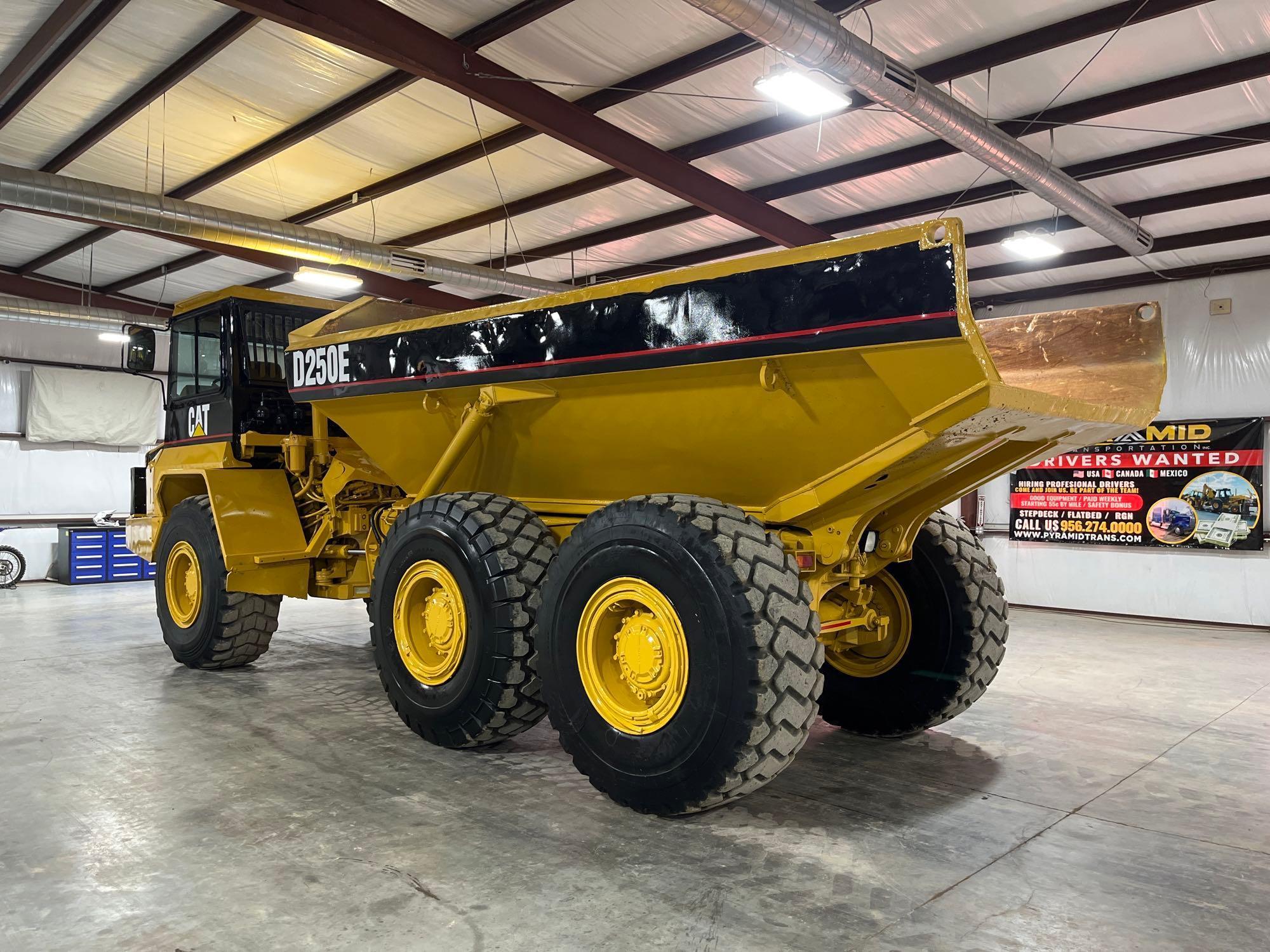1995 Caterpillar D250E Articulating Dump Truck