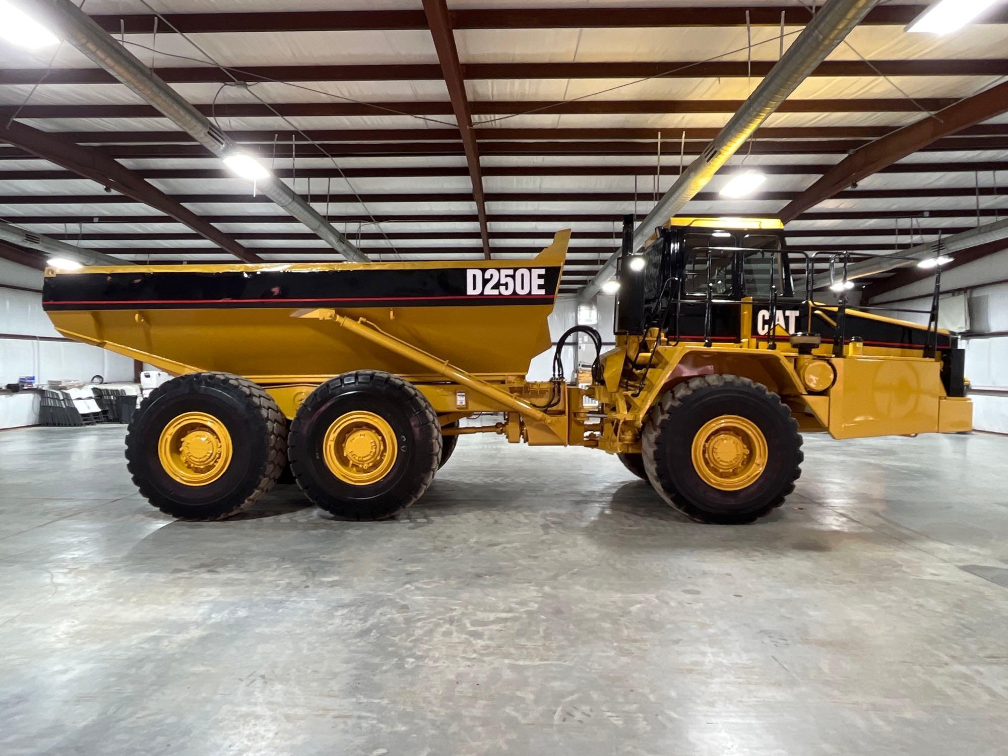 1995 Caterpillar D250E Articulating Dump Truck
