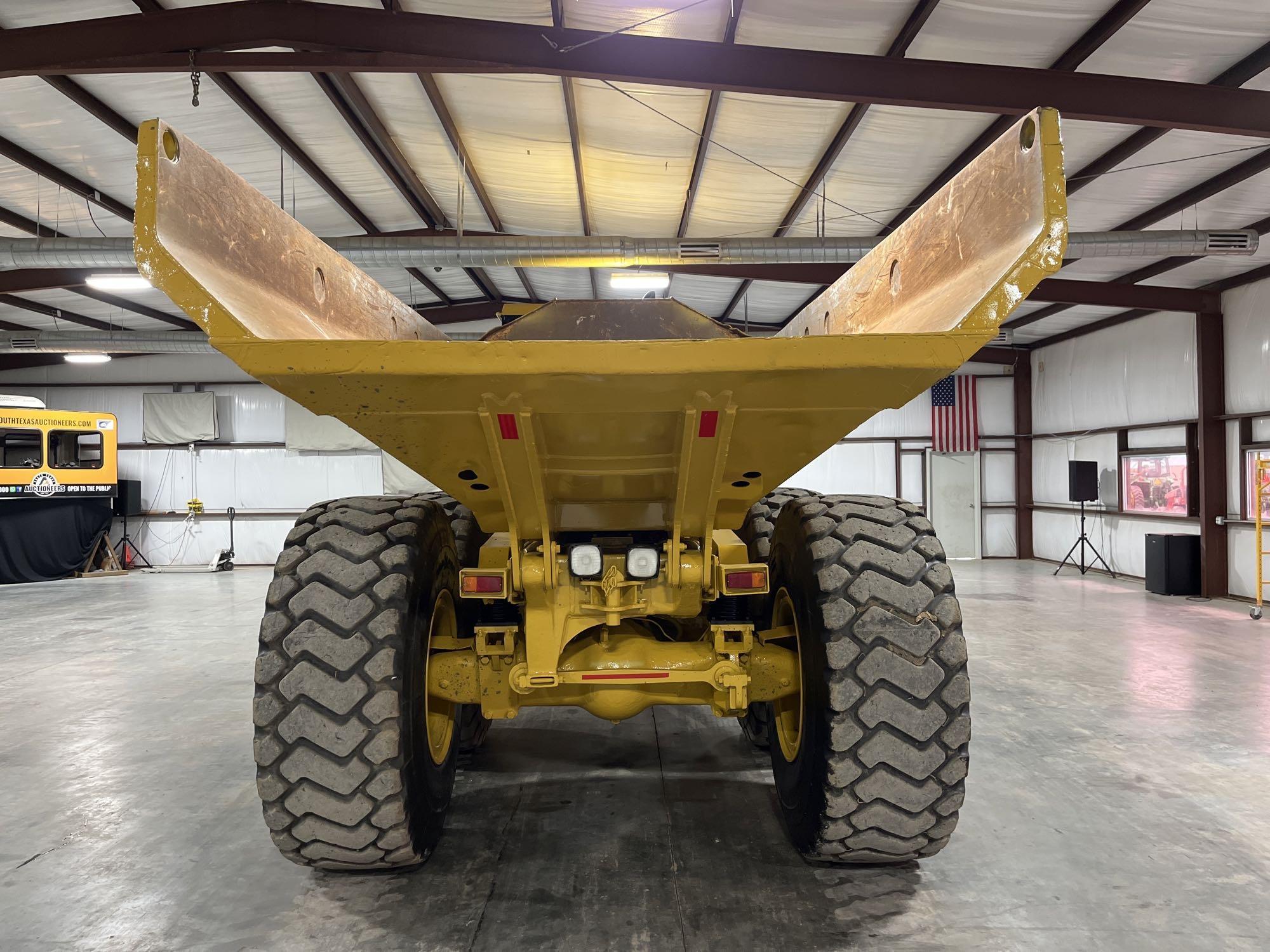1995 Caterpillar D250E Articulating Dump Truck
