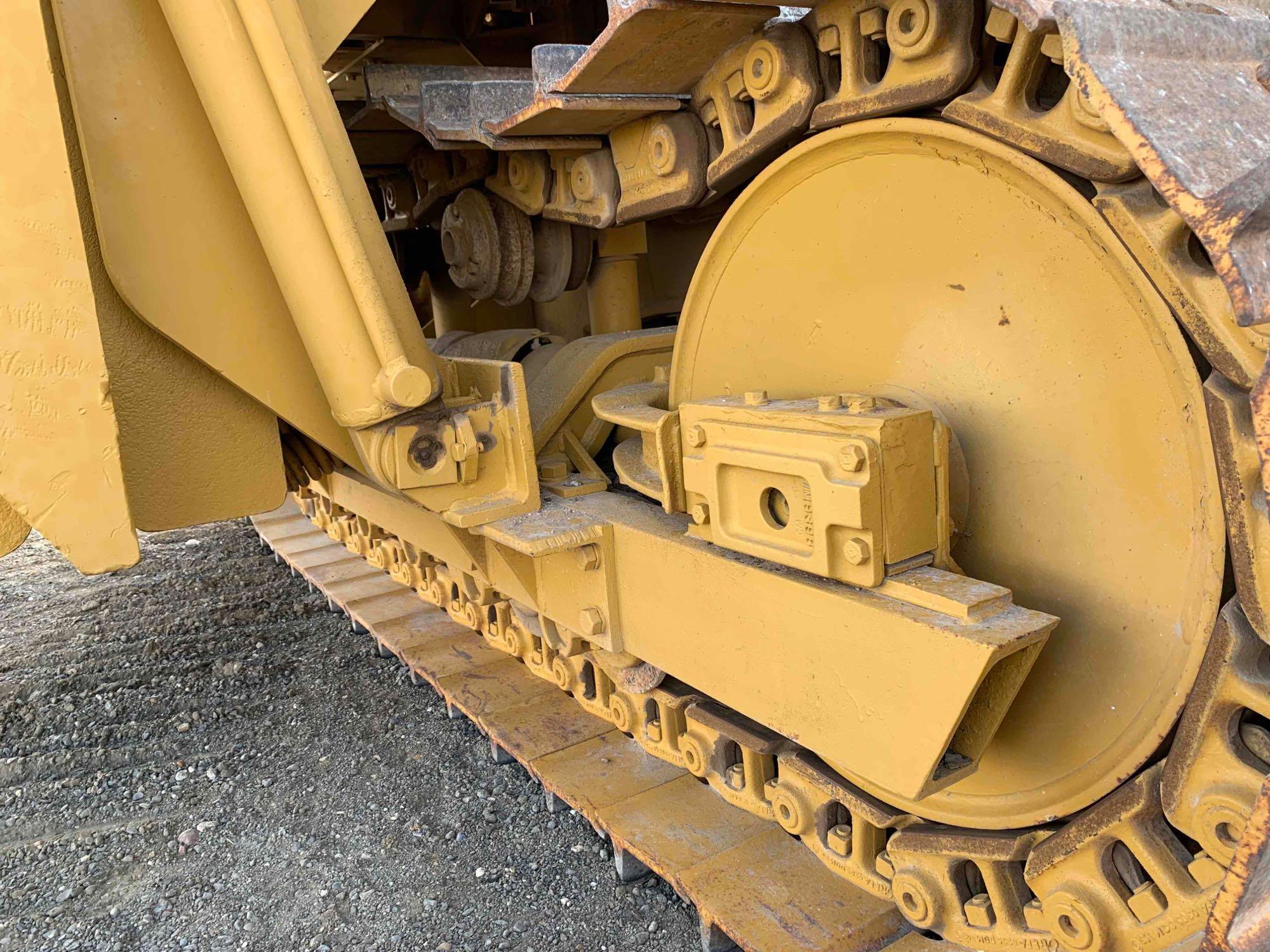 Caterpillar 561Crawler Pipelayer