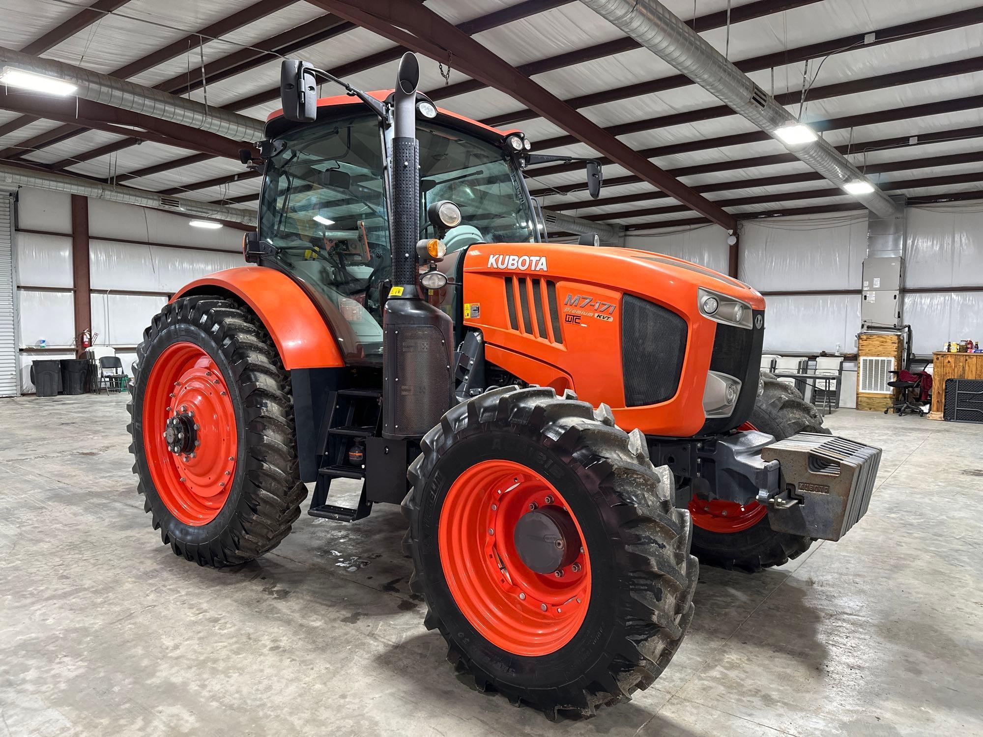 Kubota M7-171H Farm Tractor