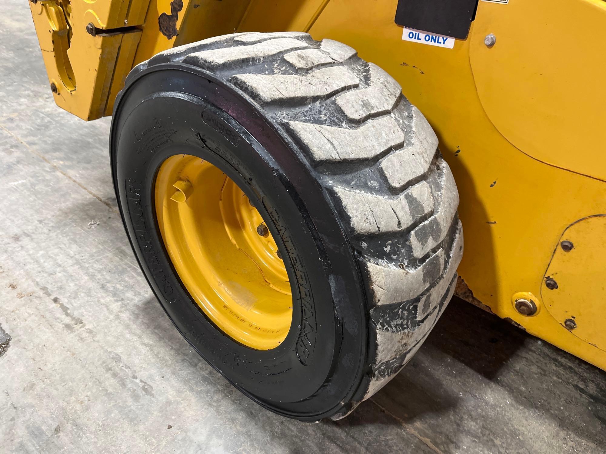 2015 Caterpillar 262D Skid Steer Loader