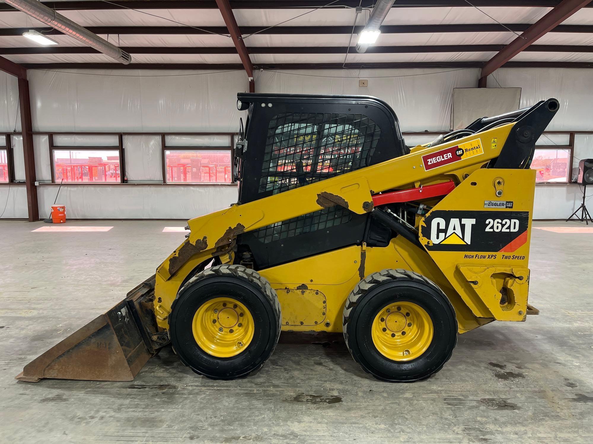 2015 Caterpillar 262D Skid Steer Loader
