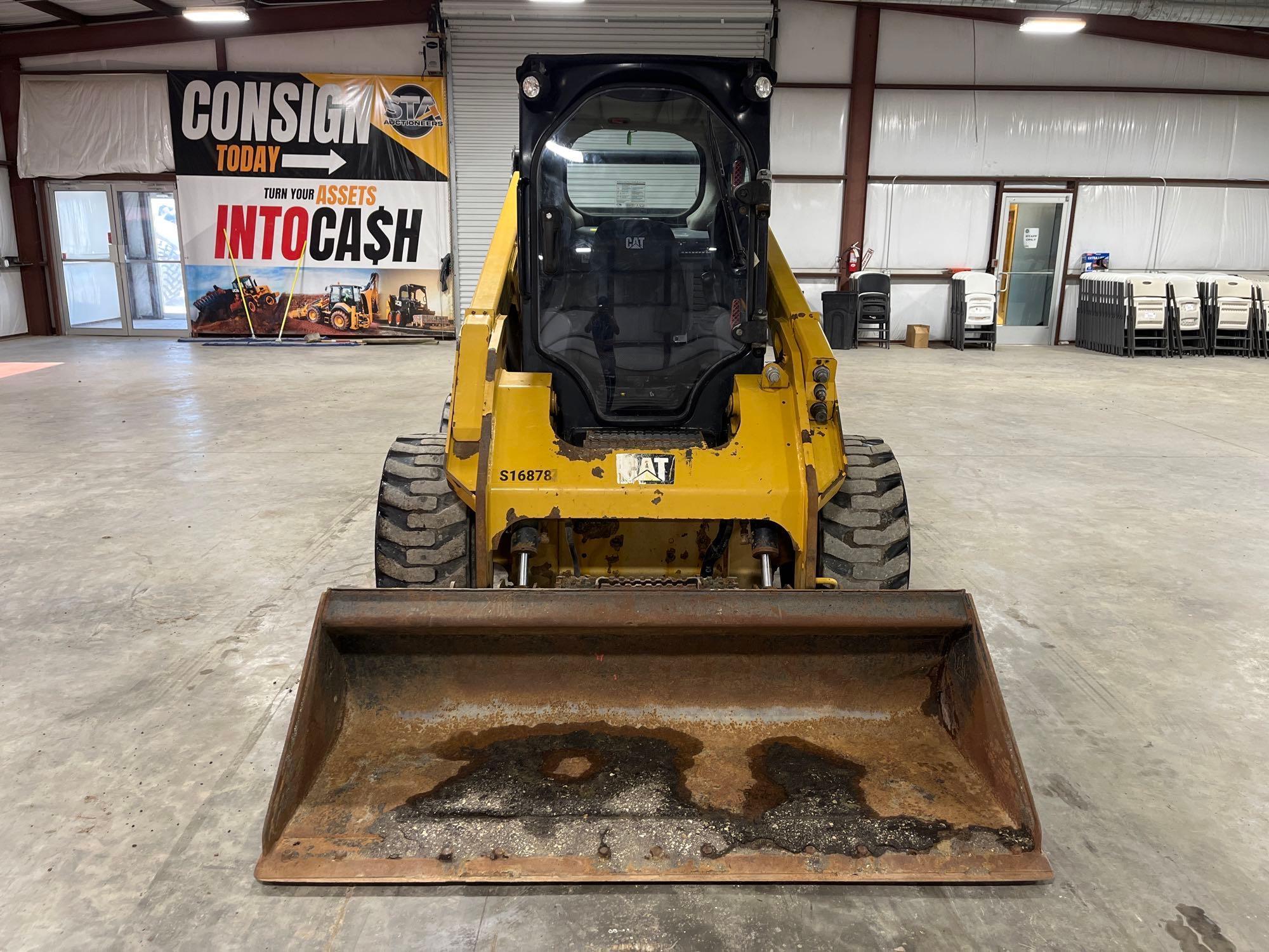 2015 Caterpillar 262D Skid Steer Loader