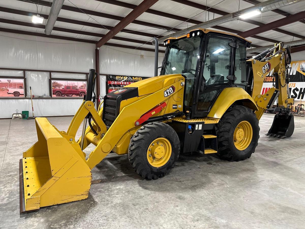 NEW/UNUSED 2023 Caterpillar 420 Backhoe Loader