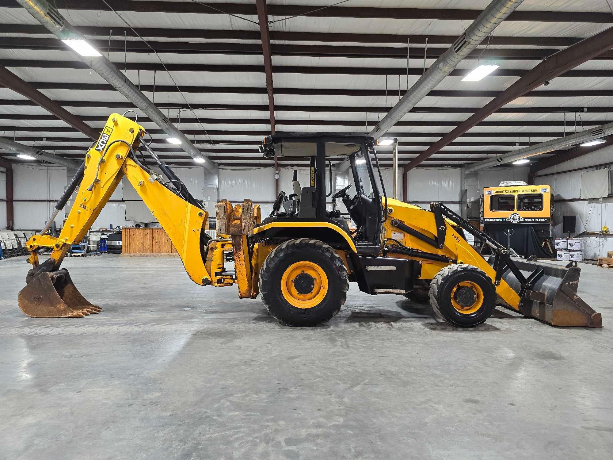 2018 JCB 3CX Backhoe Loader