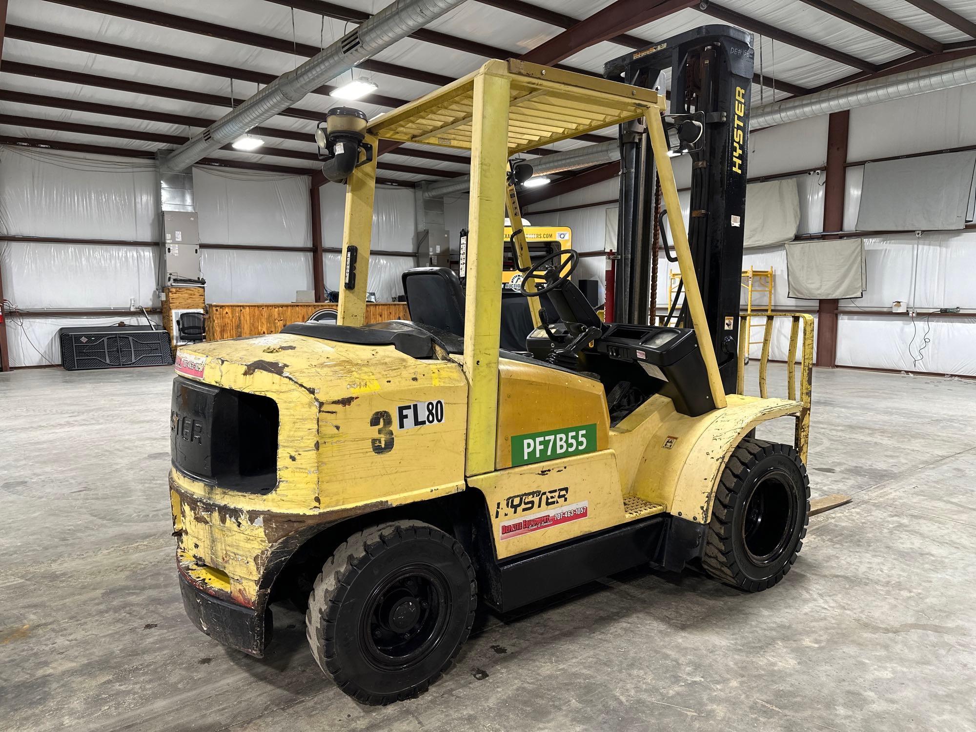 Hyster H90XMS Pneumatic Forklift