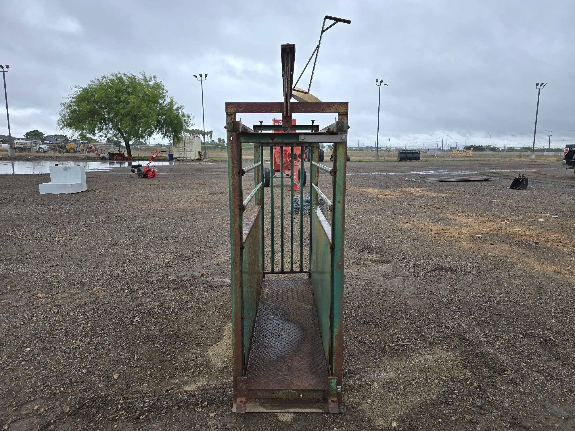 Osborne Portable Livestock Weighing Scale