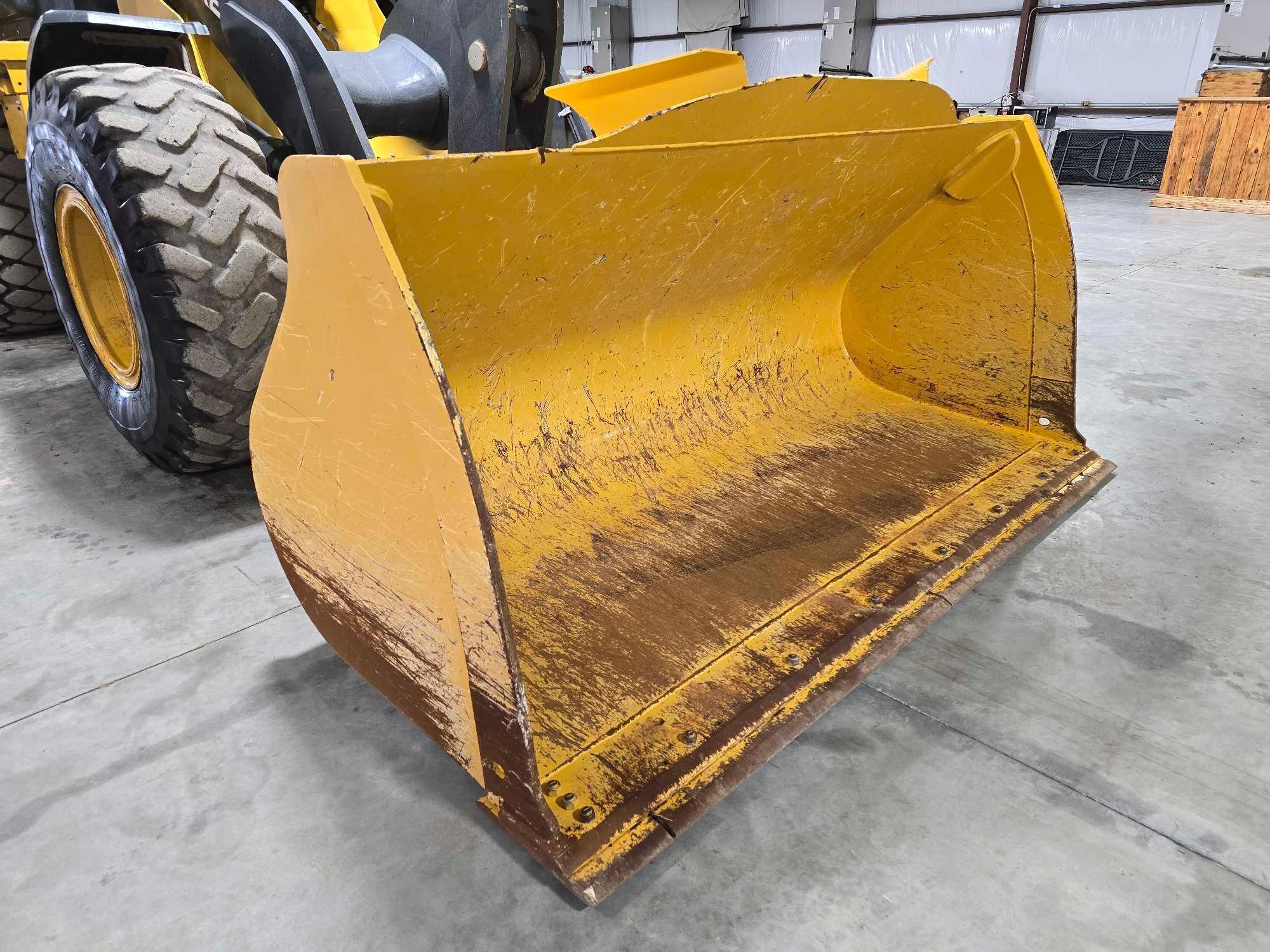 2022 John Deere 544 P-Tier Wheel Loader