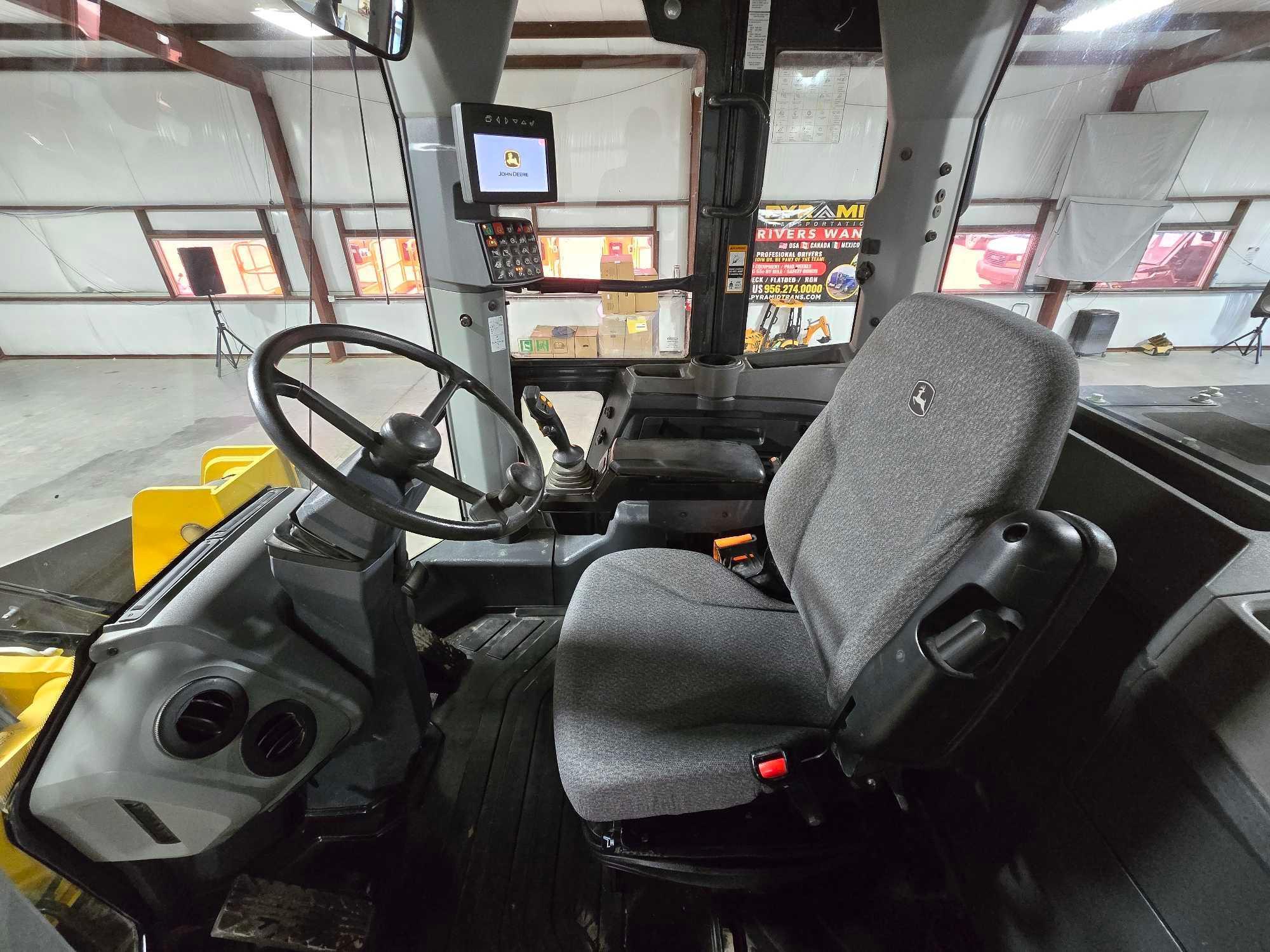 2022 John Deere 544 P-Tier Wheel Loader