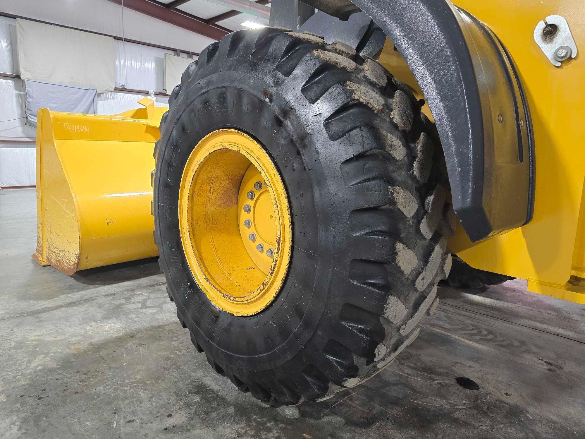 2022 John Deere 544 P-Tier Wheel Loader