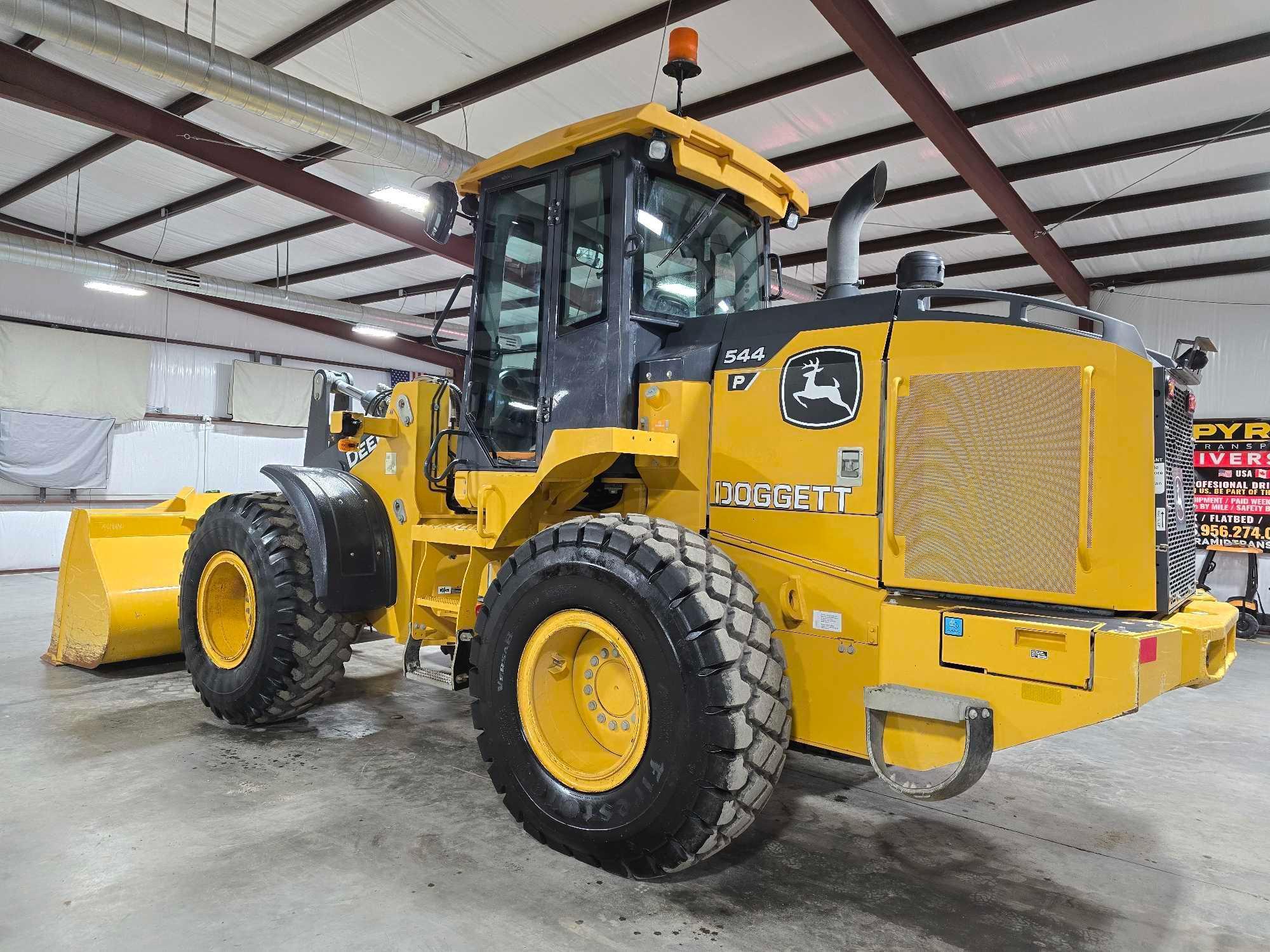 2022 John Deere 544 P-Tier Wheel Loader