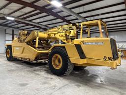 1977 John Deere 762 Paddle Scraper