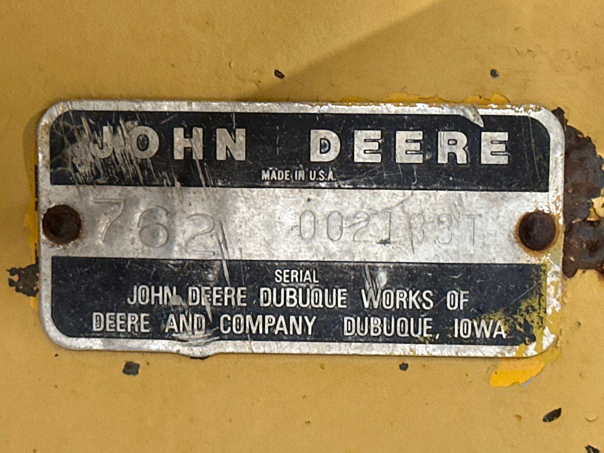 1977 John Deere 762 Paddle Scraper