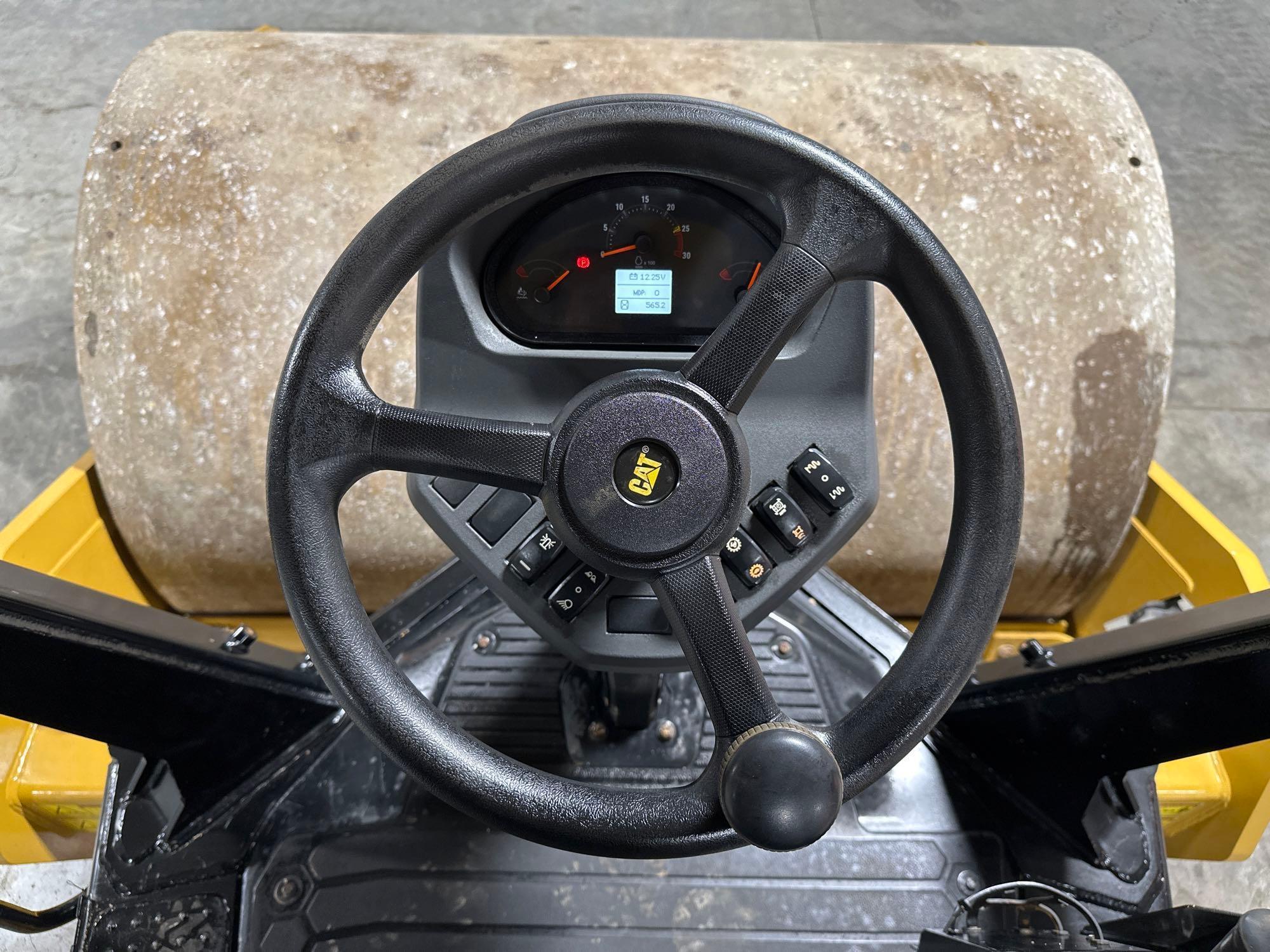 2022 Caterpillar CS11GC Smooth Drum Compactor