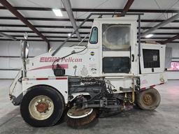 2001 Elgin Pelican Street Sweeper