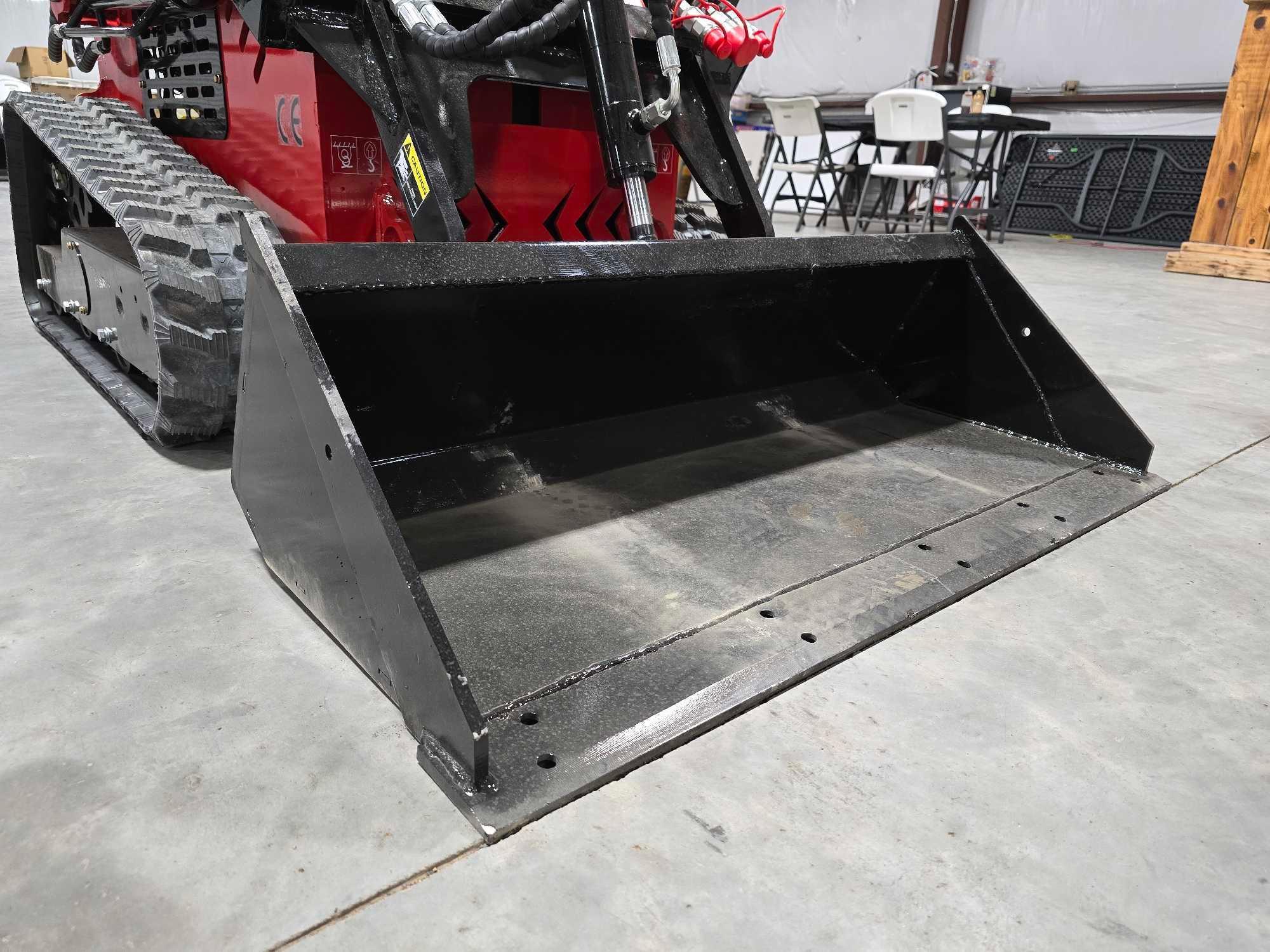 NEW.UNUSED 2024 EGN EG360T Skid Steer Loader