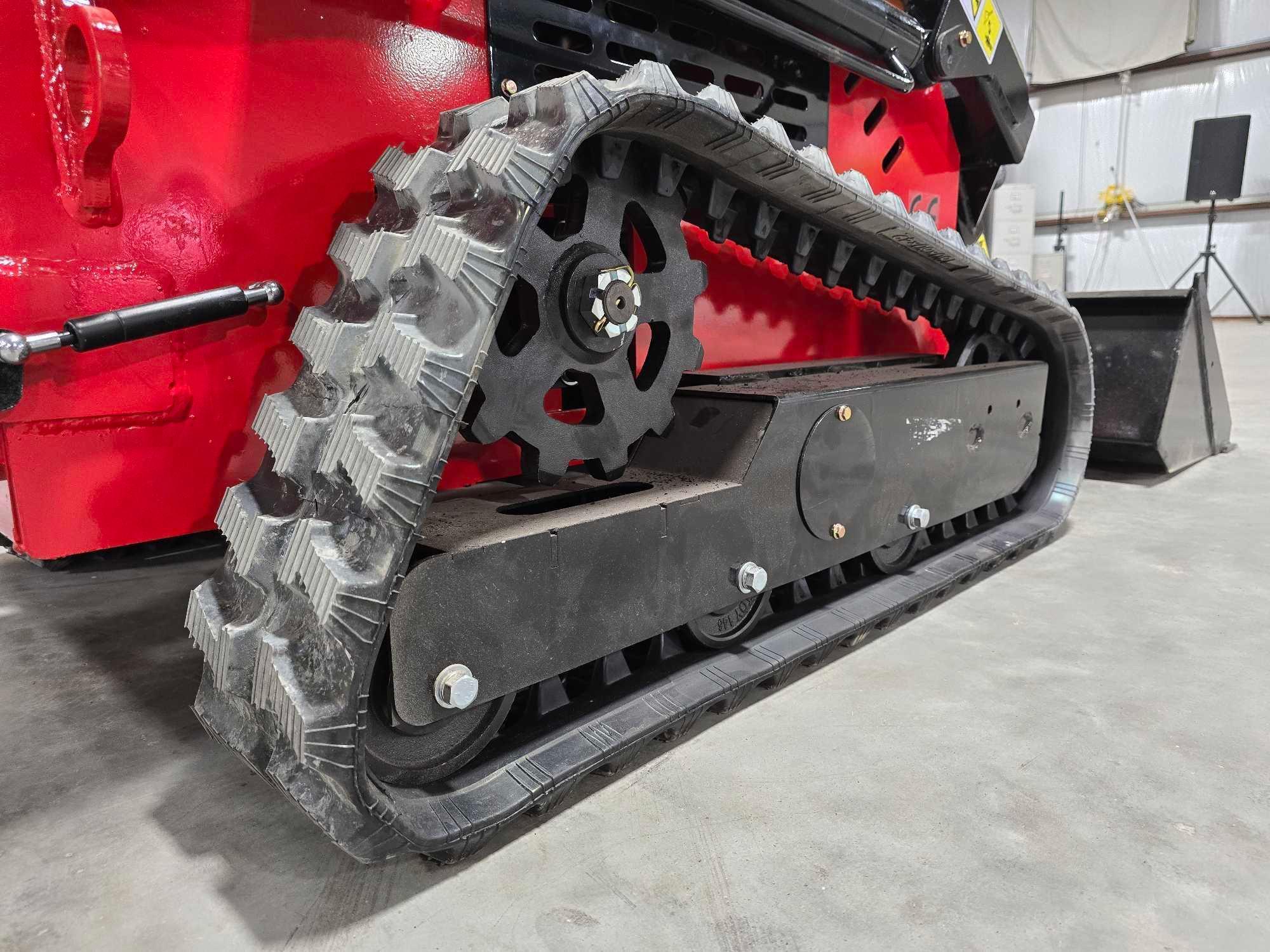 NEW.UNUSED 2024 EGN EG360T Skid Steer Loader