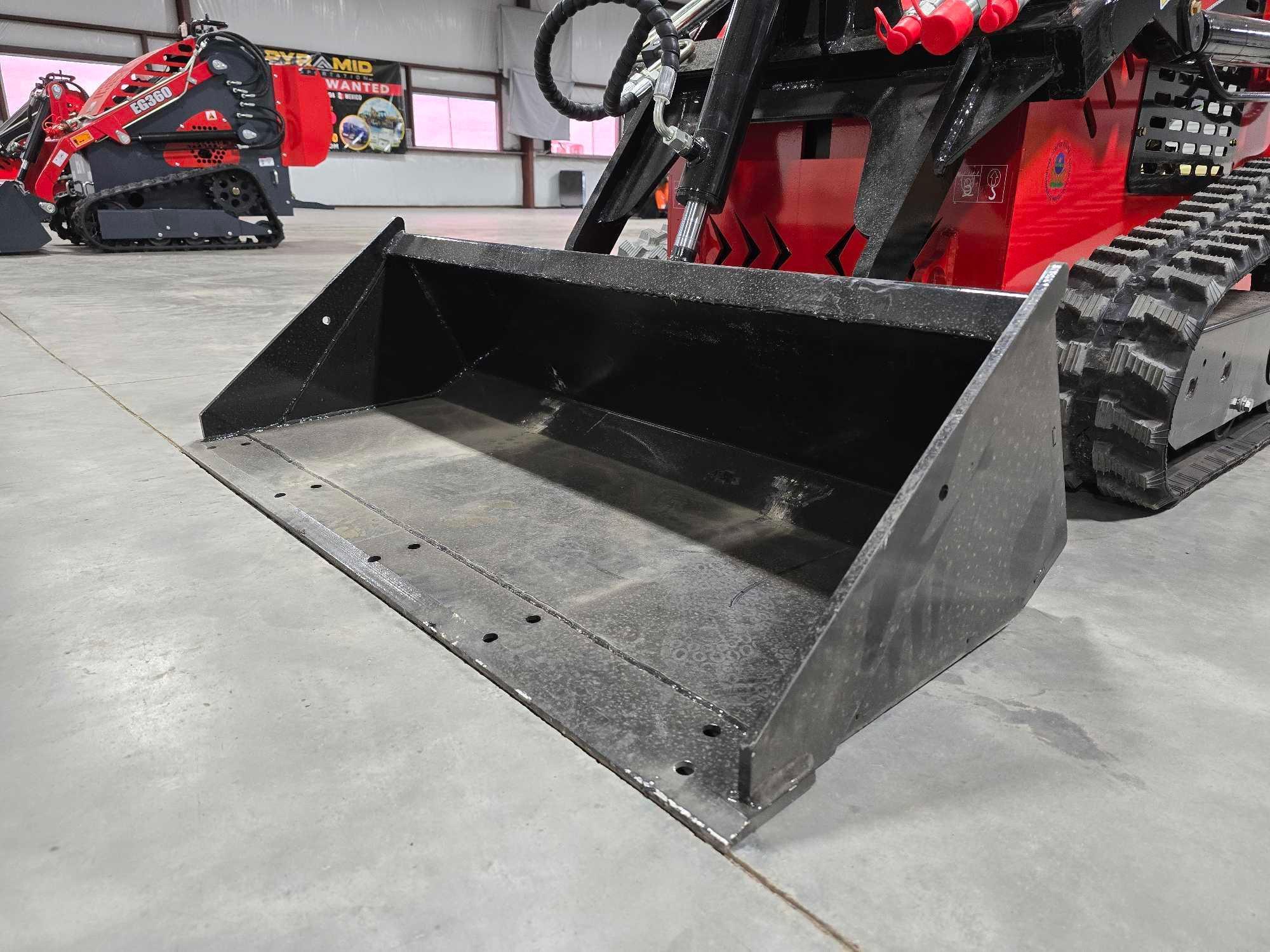 NEW.UNUSED 2024 EGN EG360T Skid Steer Loader