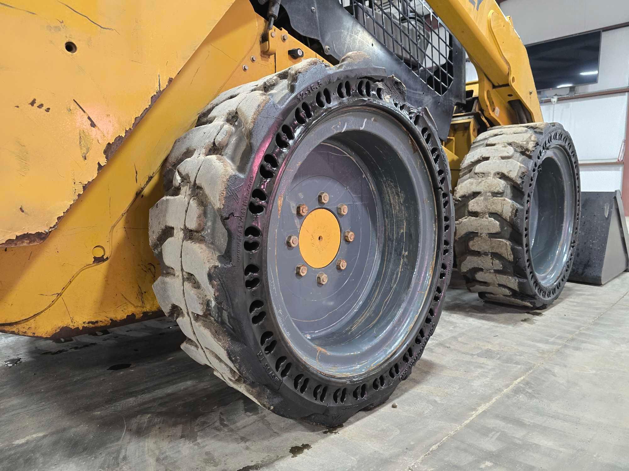 2019...Caterpillar 262D Skid Steer Loader.