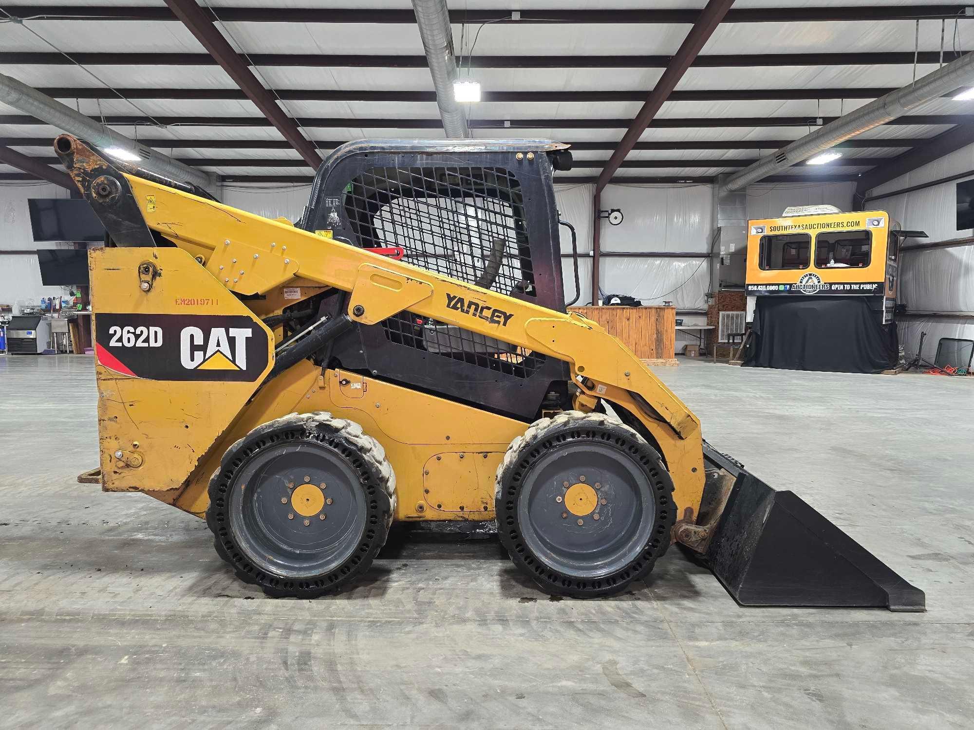 2019...Caterpillar 262D Skid Steer Loader.