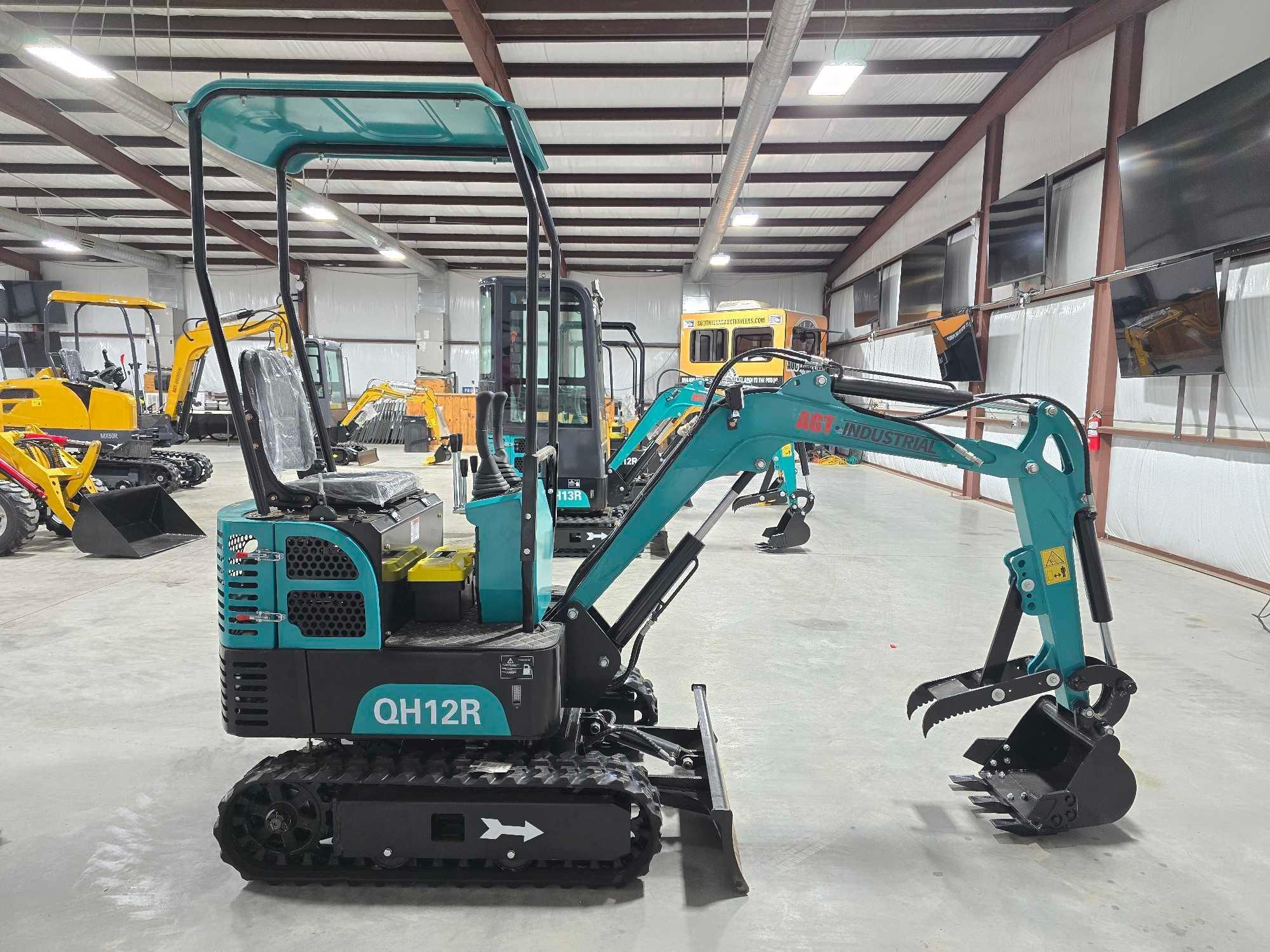 NEW/UNUSED 2024...Agrotk QH12R...Mini Excavator