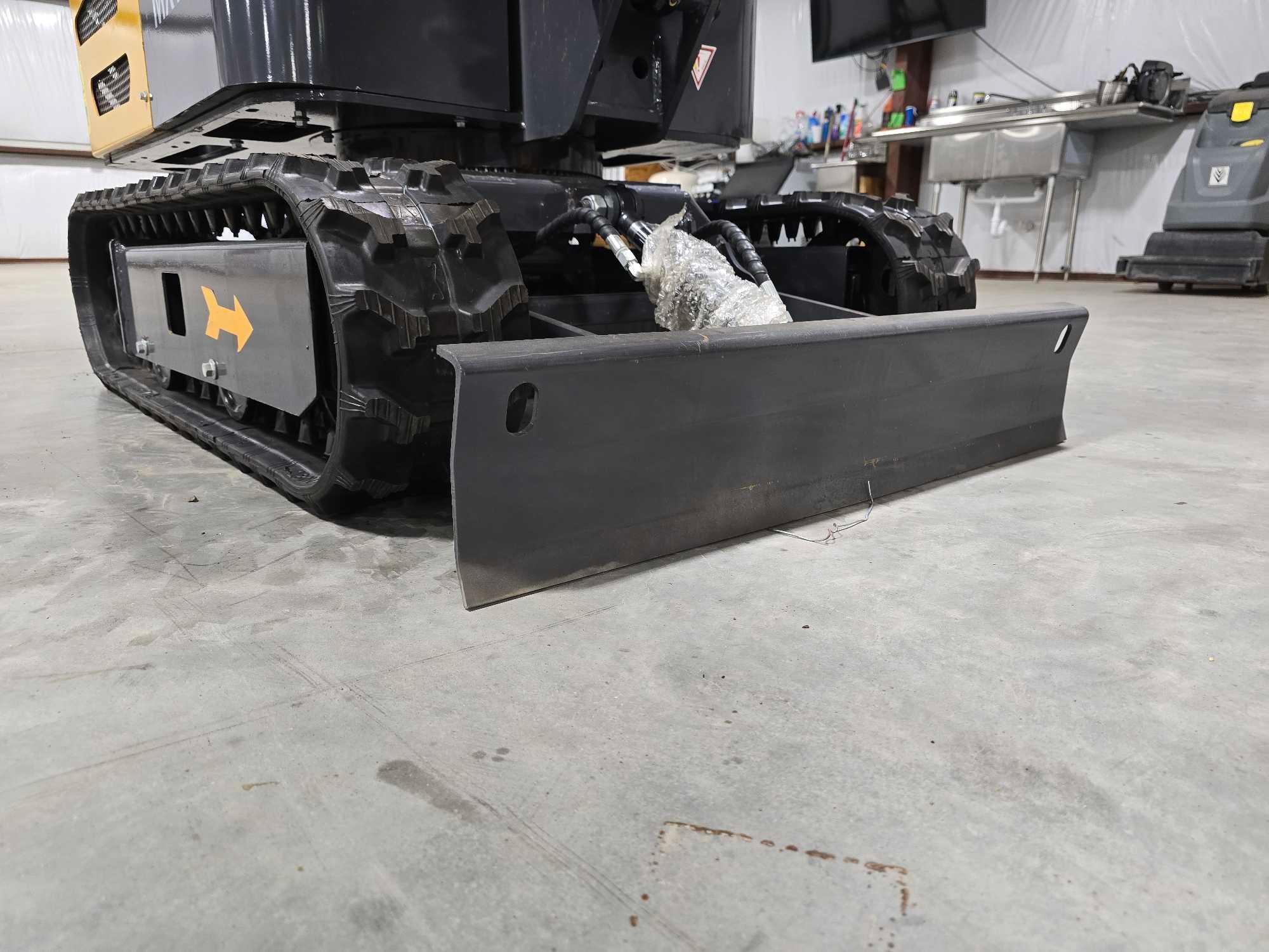 NEW/UNUSED 2024...Agrotk MX12R...Mini Excavator
