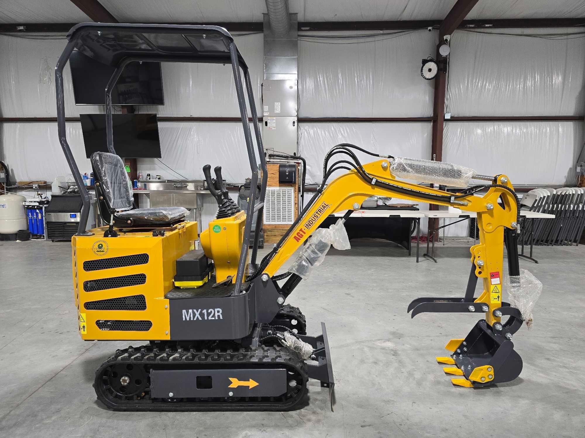 NEW/UNUSED 2024...Agrotk MX12R...Mini Excavator