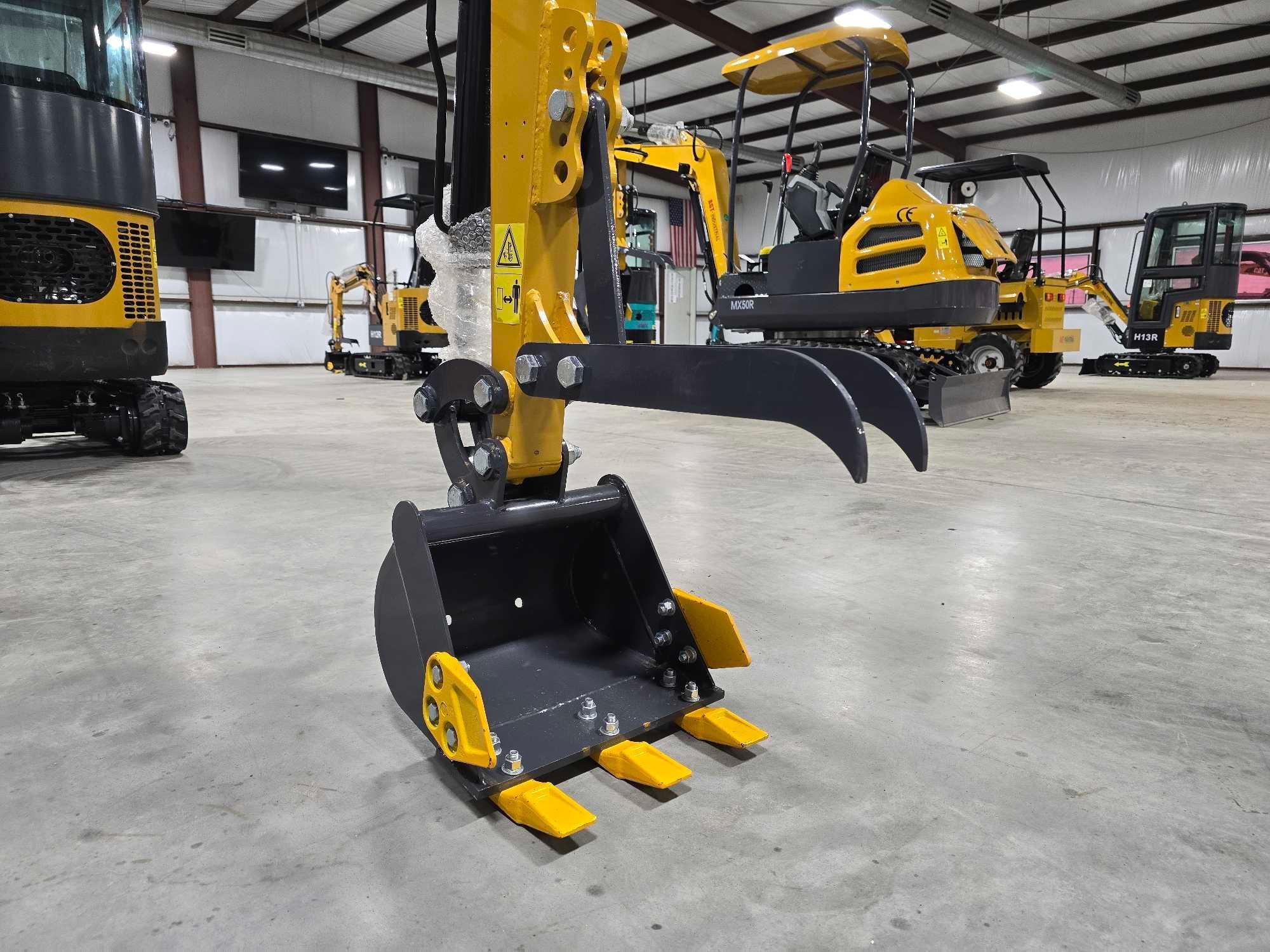 NEW/UNUSED 2024...Agrotk MX12R...Mini Excavator