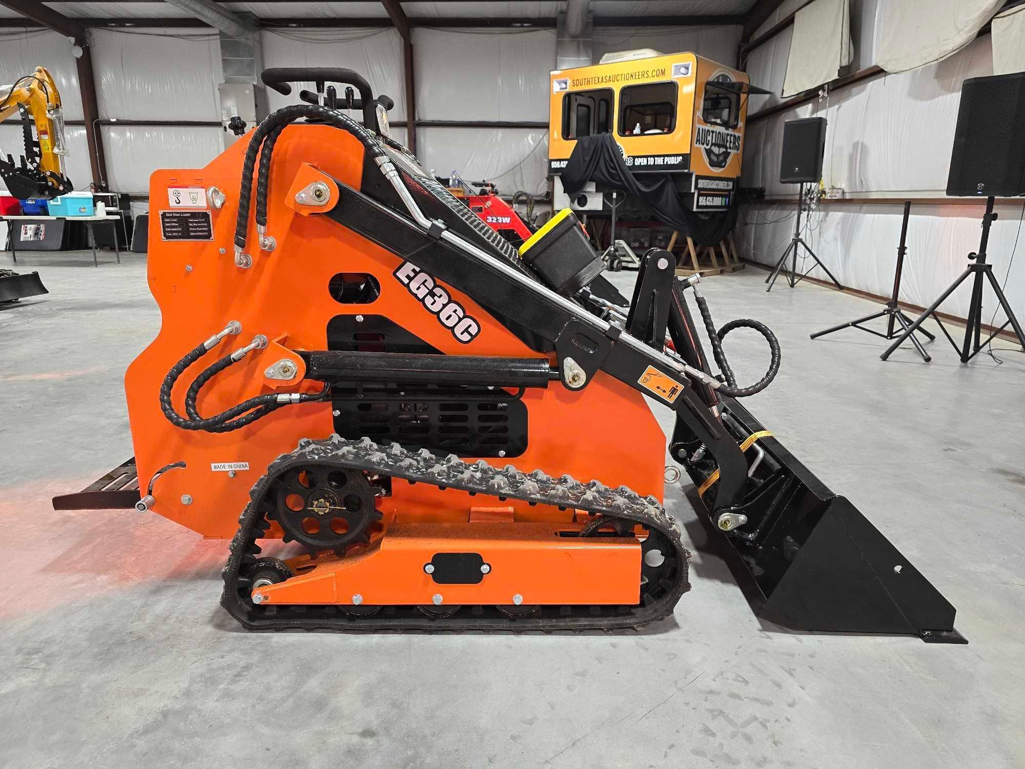 NEW/UNUSED 2025 EG36C Skid Steer Loader
