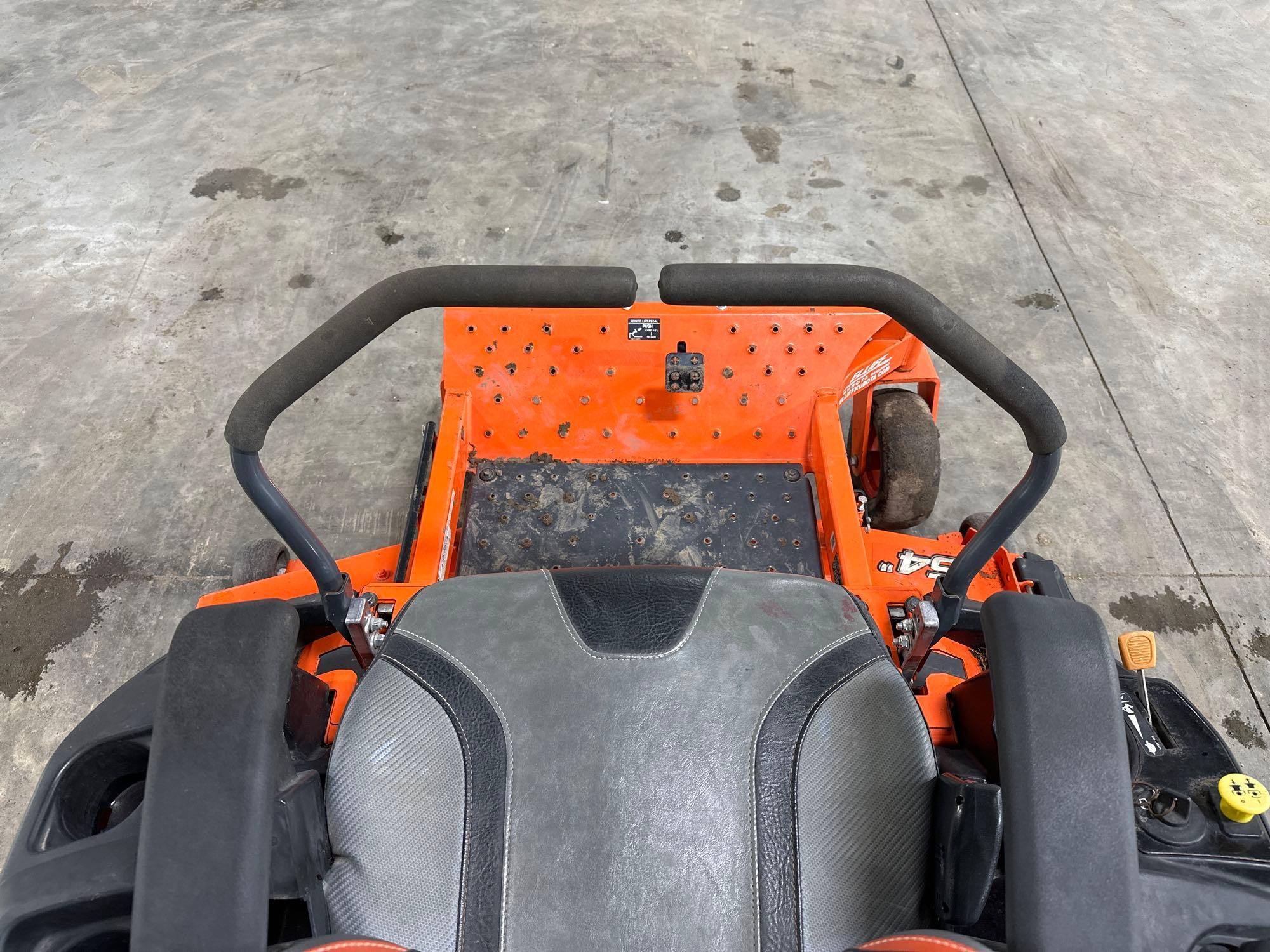 Kubota Z251 Zero Turn Lawn Mower