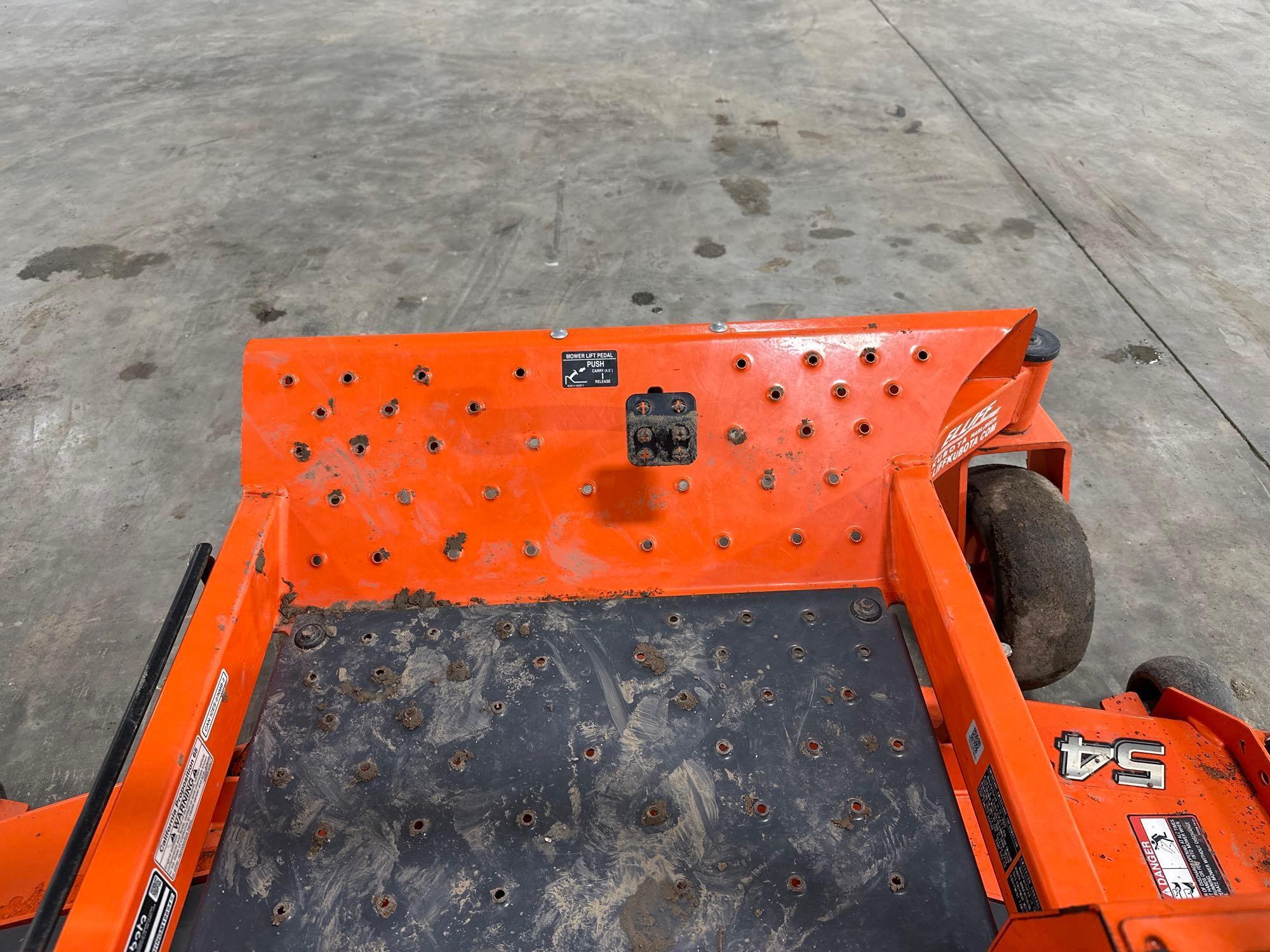 Kubota Z251 Zero Turn Lawn Mower