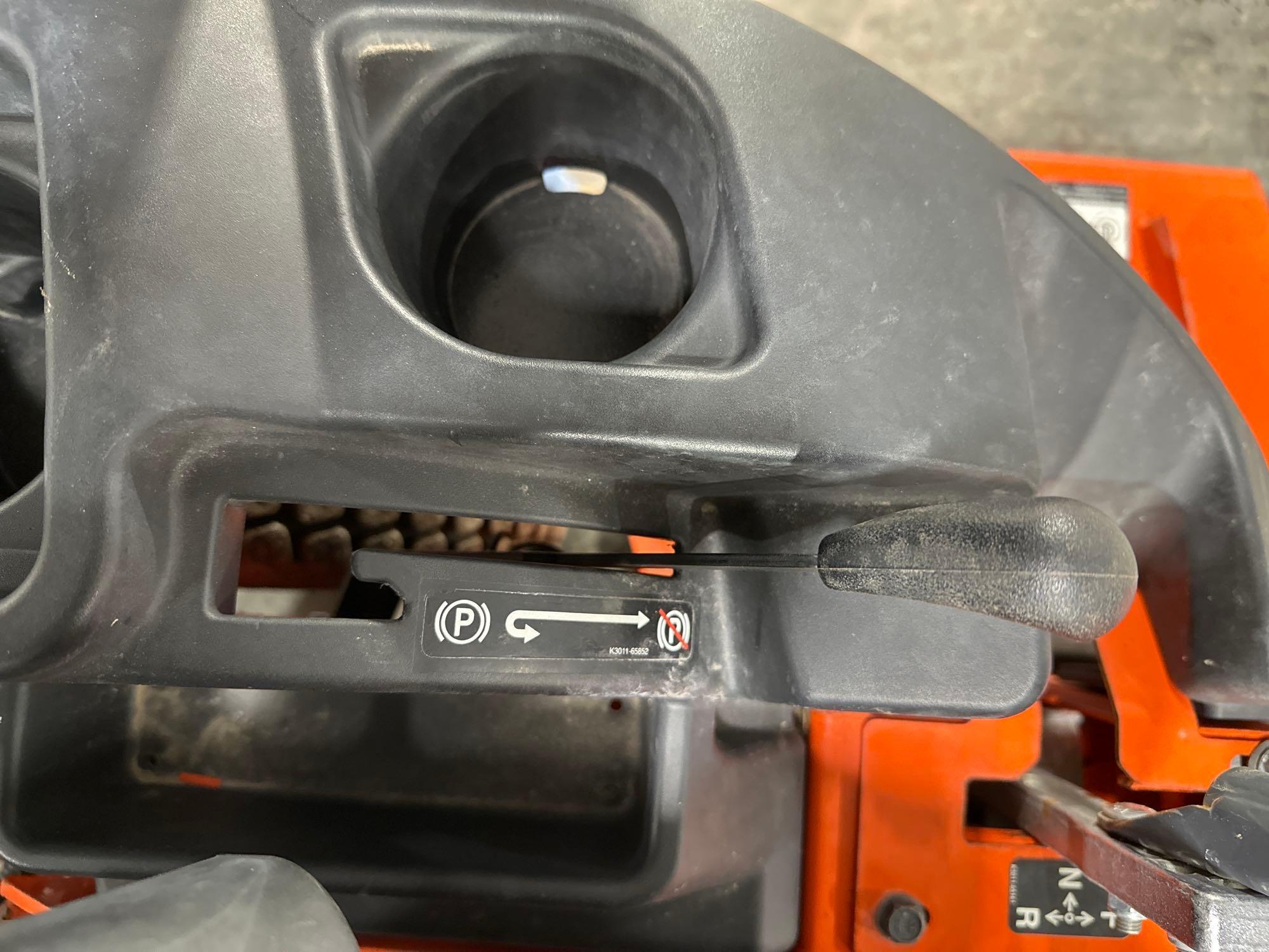 Kubota Z251 Zero Turn Lawn Mower