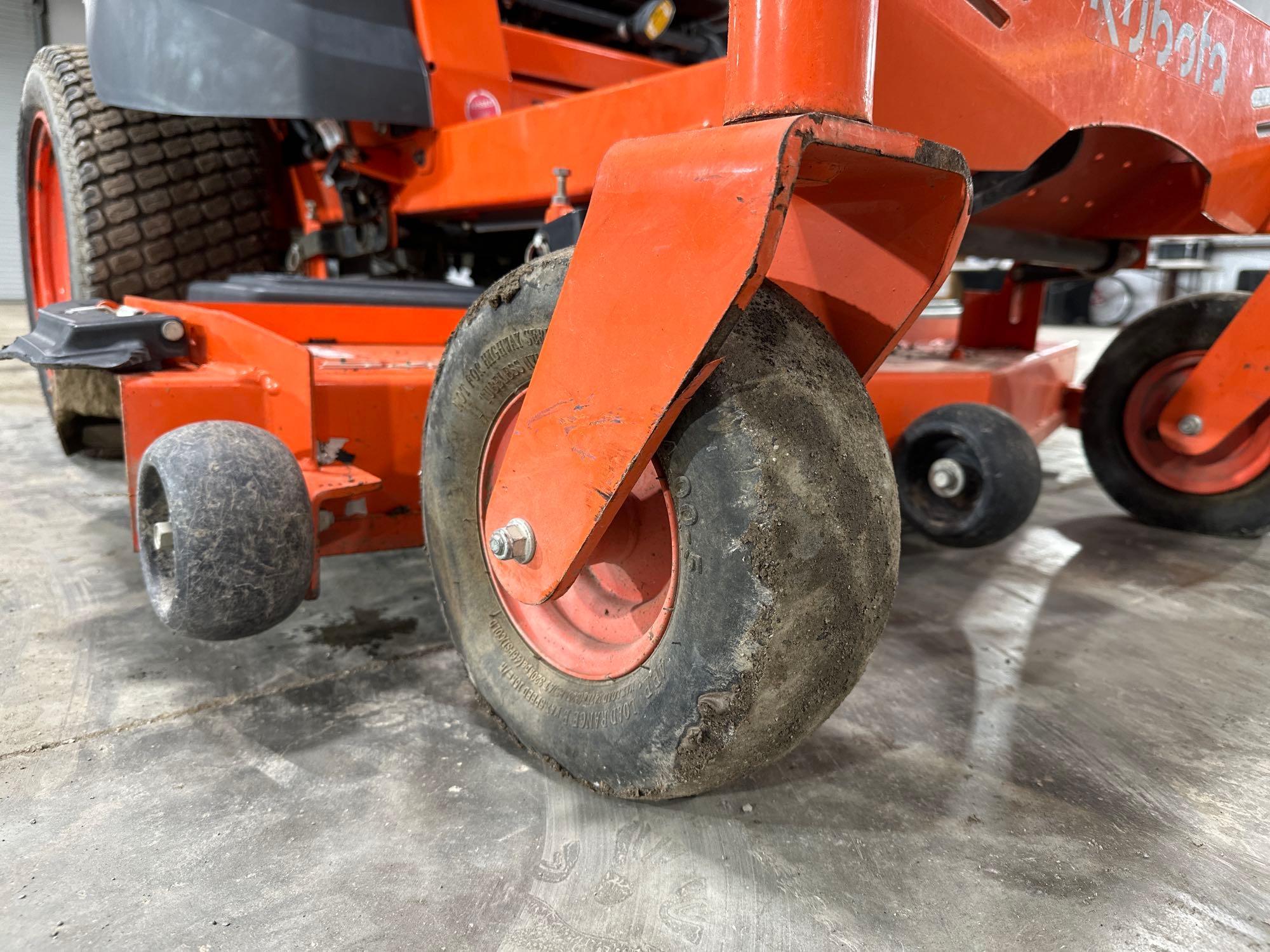 Kubota Z251 Zero Turn Lawn Mower