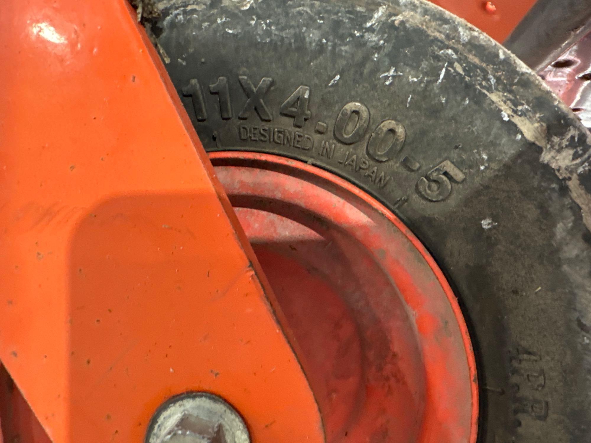 Kubota Z251 Zero Turn Lawn Mower