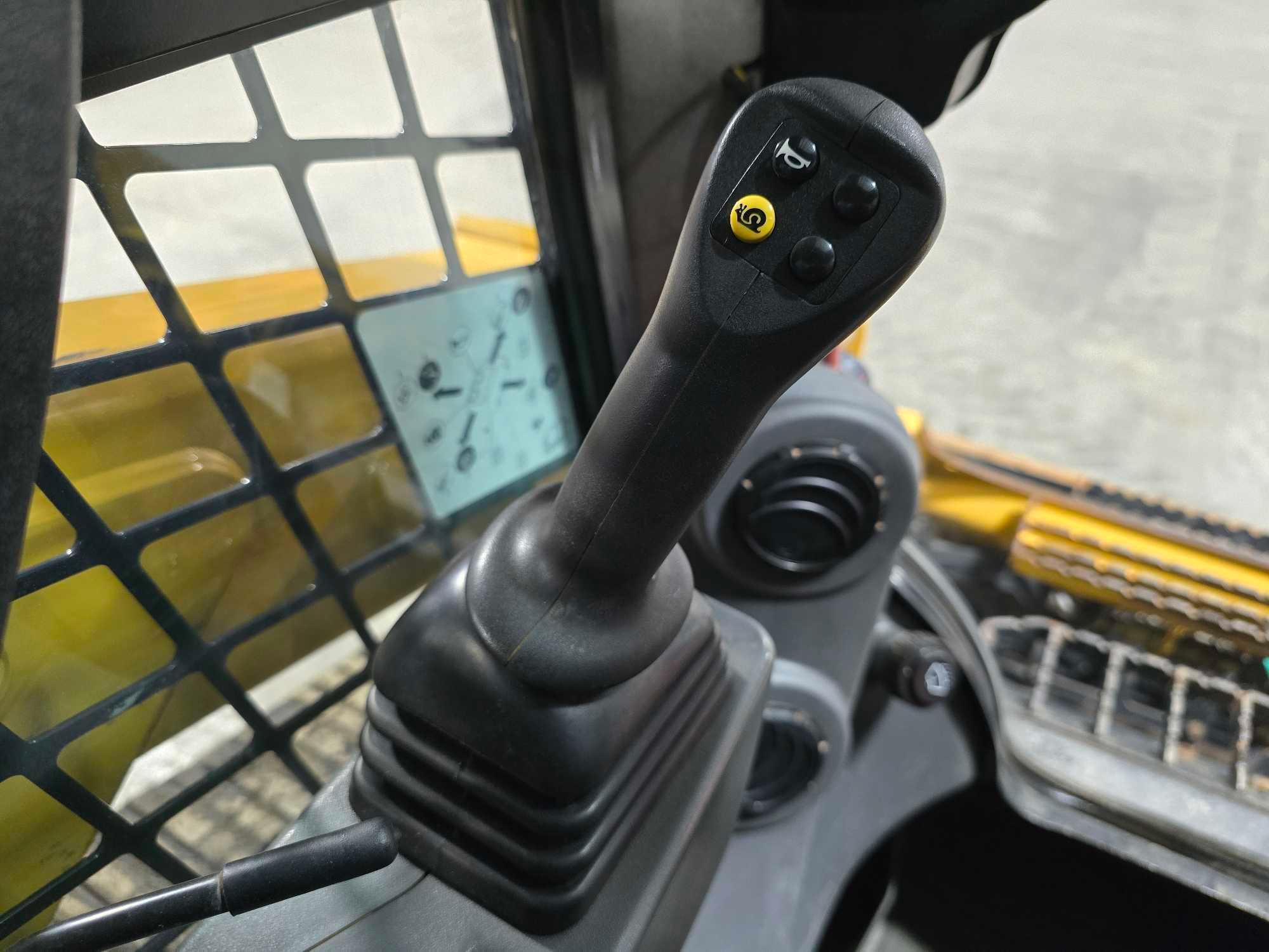 2020 Caterpillar 279D3 Skid Steer Loader