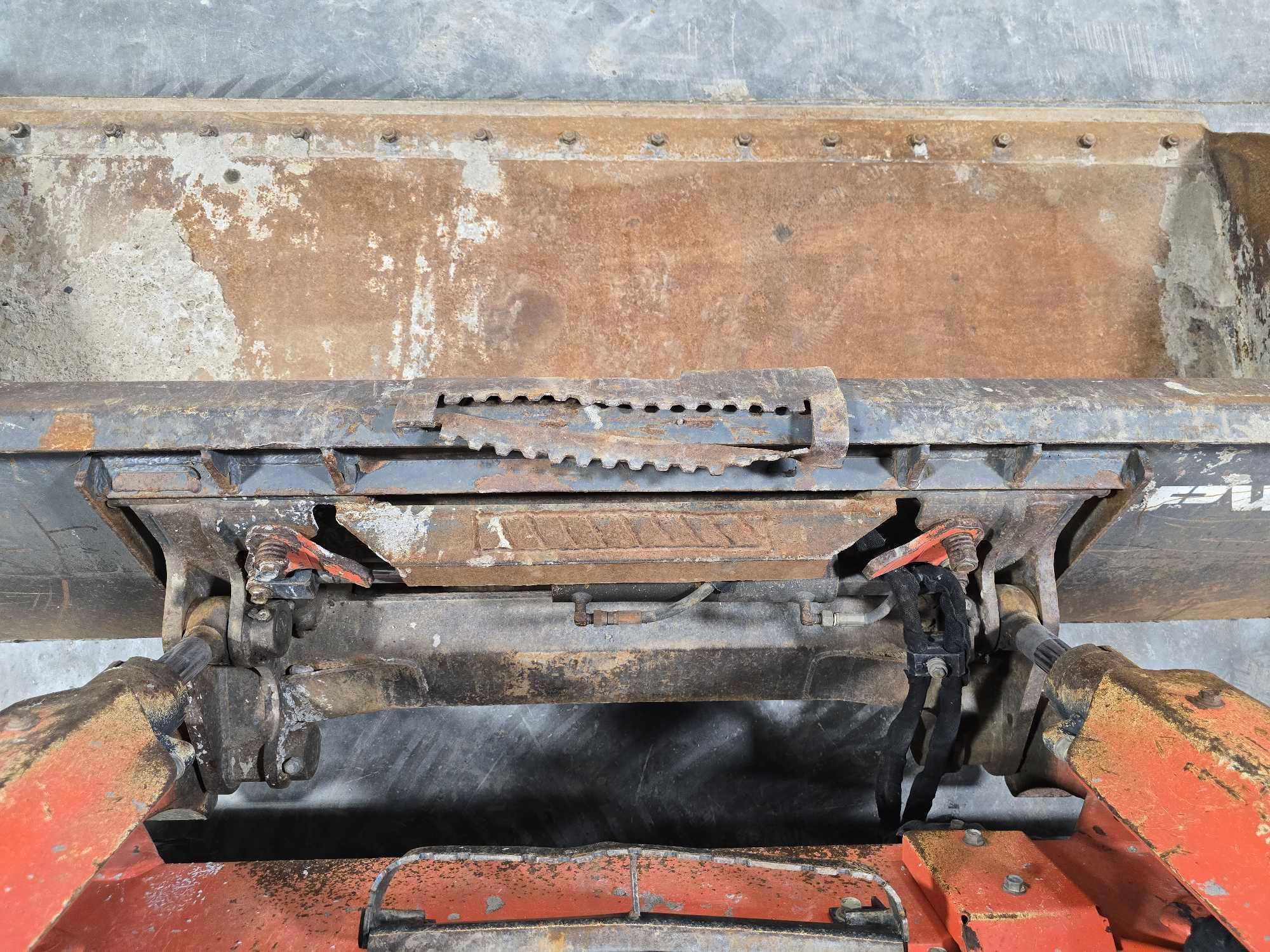 2016 Kubota SVL95-2S Skid Steer Loader