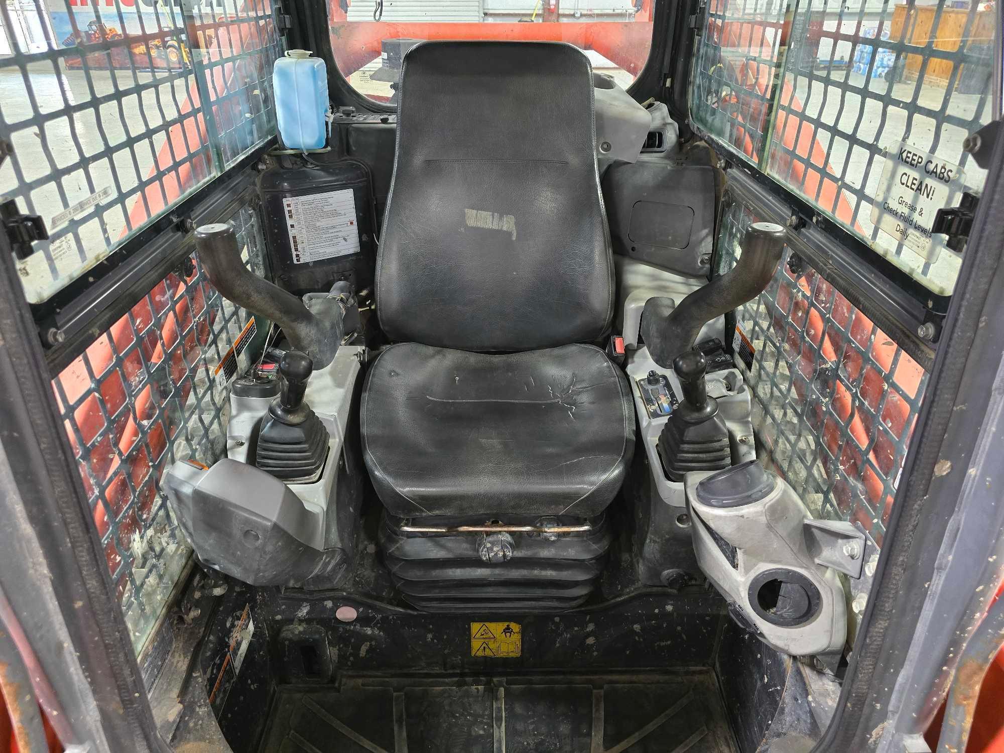 2016 Kubota SVL95-2S Skid Steer Loader